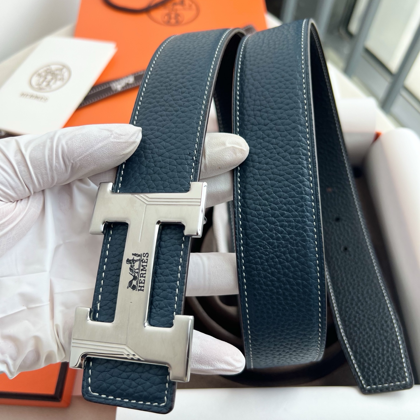 🎐 Hermès 🎐(爱马仕) 采用双面头层togo皮➕精品纯钢花纹扣头打造 ,双面可用,柔软细腻,时尚休闲易搭配,商务 🎐 Hermès 🎐(爱马仕) 采用双面头层togo皮➕精品纯钢花纹扣头打造 ,双面可用,柔软细腻,时尚休闲易搭配,商务