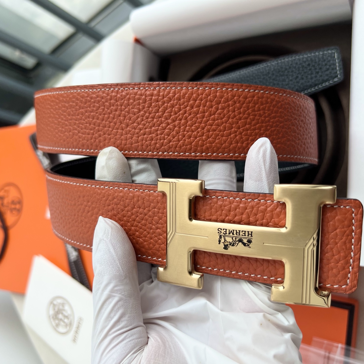 🎐 Hermès 🎐(爱马仕) 采用双面头层togo皮➕精品纯钢花纹扣头打造 ,双面可用,柔软细腻,时尚休闲易搭配,商务 🎐 Hermès 🎐(爱马仕) 采用双面头层togo皮➕精品纯钢花纹扣头打造 ,双面可用,柔软细腻,时尚休闲易搭配,商务