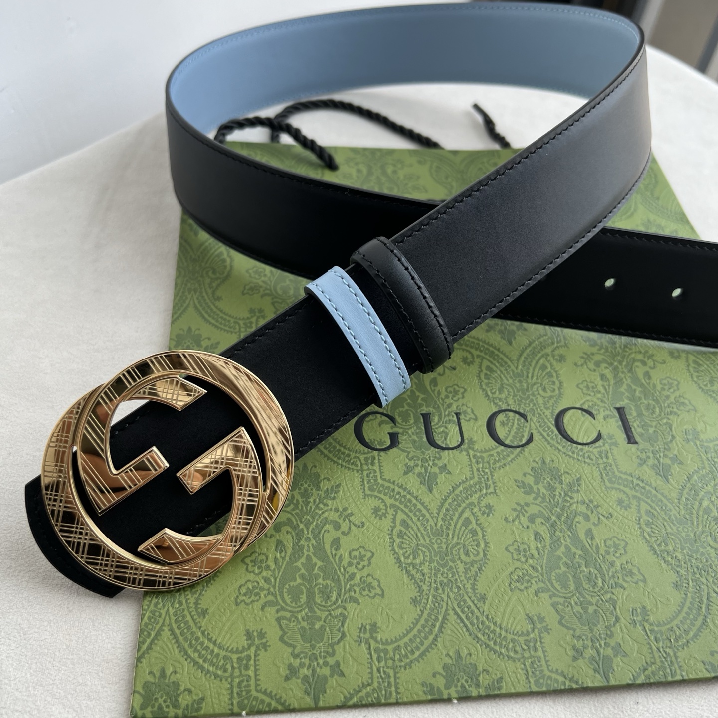 🌟Gucci(古奇)解锁腰带新品·细节实拍 精选小牛纹搭平纹头层牛皮打造,纹理细腻,双面设计可随心切换穿搭风格;精品金属 🌟Gucci(古奇)解锁腰带新品·细节实拍 精选小牛纹搭平纹头层牛皮打造,纹理细腻,双面设计可随心切换穿搭风格;精品金属