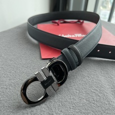 🎐 FERRAGAMO 🎐(菲拉格慕) 采用双面十字纹➕精品纯铜扣头打造 柔软细腻,双面可用,时尚休闲易搭配,商务百搭大 🎐 FERRAGAMO 🎐(菲拉格慕) 采用双面十字纹➕精品纯铜扣头打造 柔软细腻,双面可用,时尚休闲易搭配,商务百搭大
