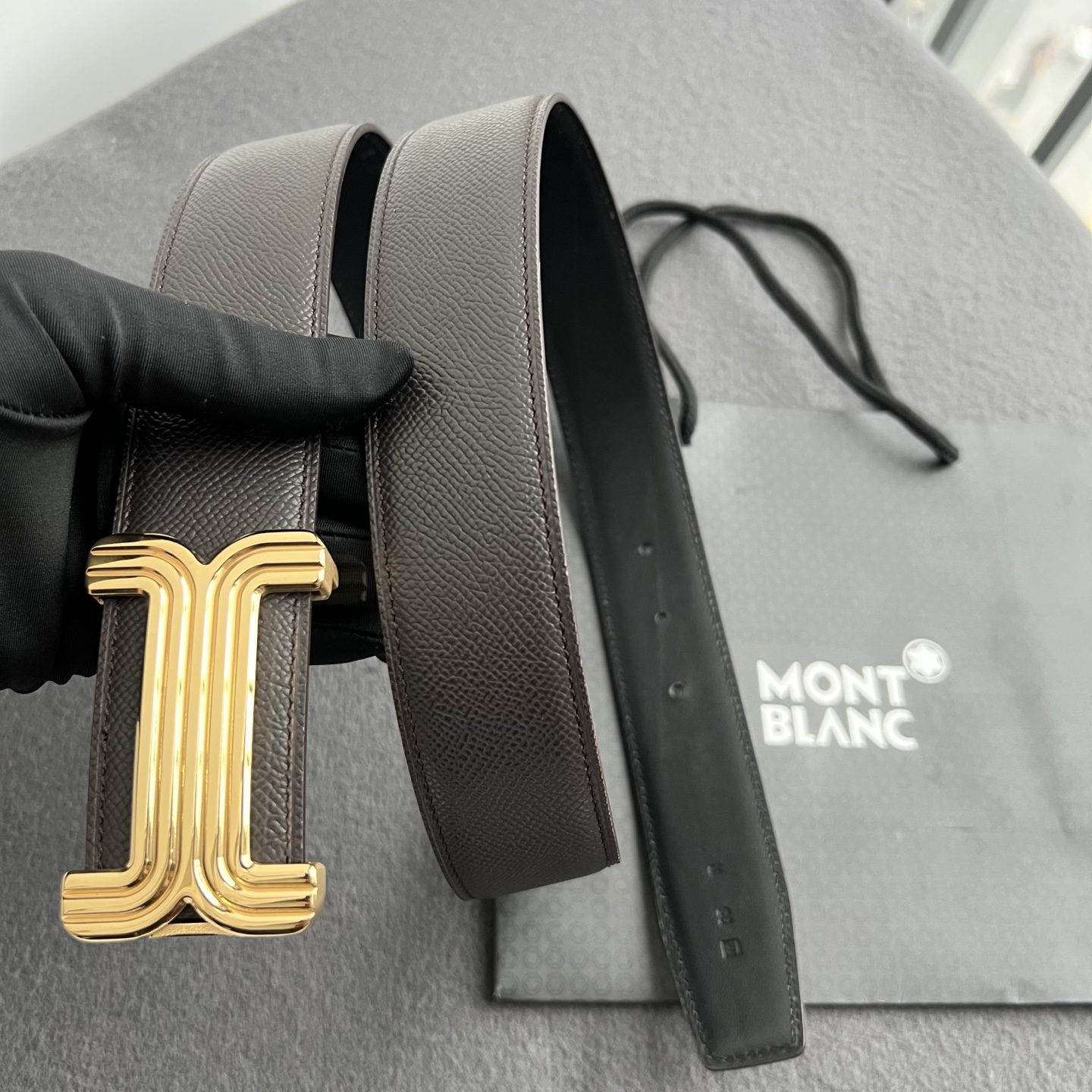 🎐 Montblanc 🎐（万宝龙） 手掌纹 ➕360不锈钢精品扣头打造 柔软细腻，休闲商务，百搭大方，商务休闲！ 尺寸