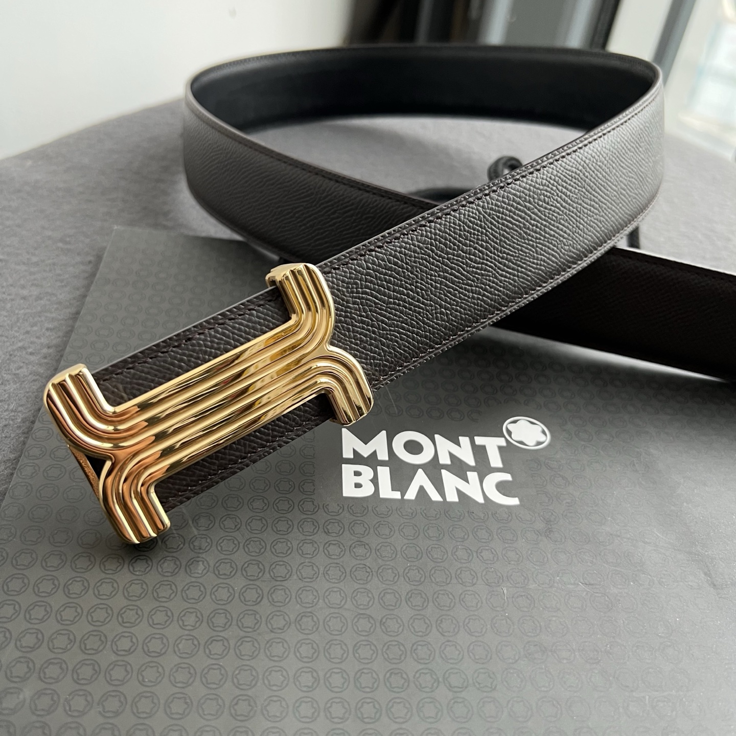 🎐 Montblanc 🎐（万宝龙） 手掌纹 ➕360不锈钢精品扣头打造 柔软细腻，休闲商务，百搭大方，商务休闲！ 尺寸