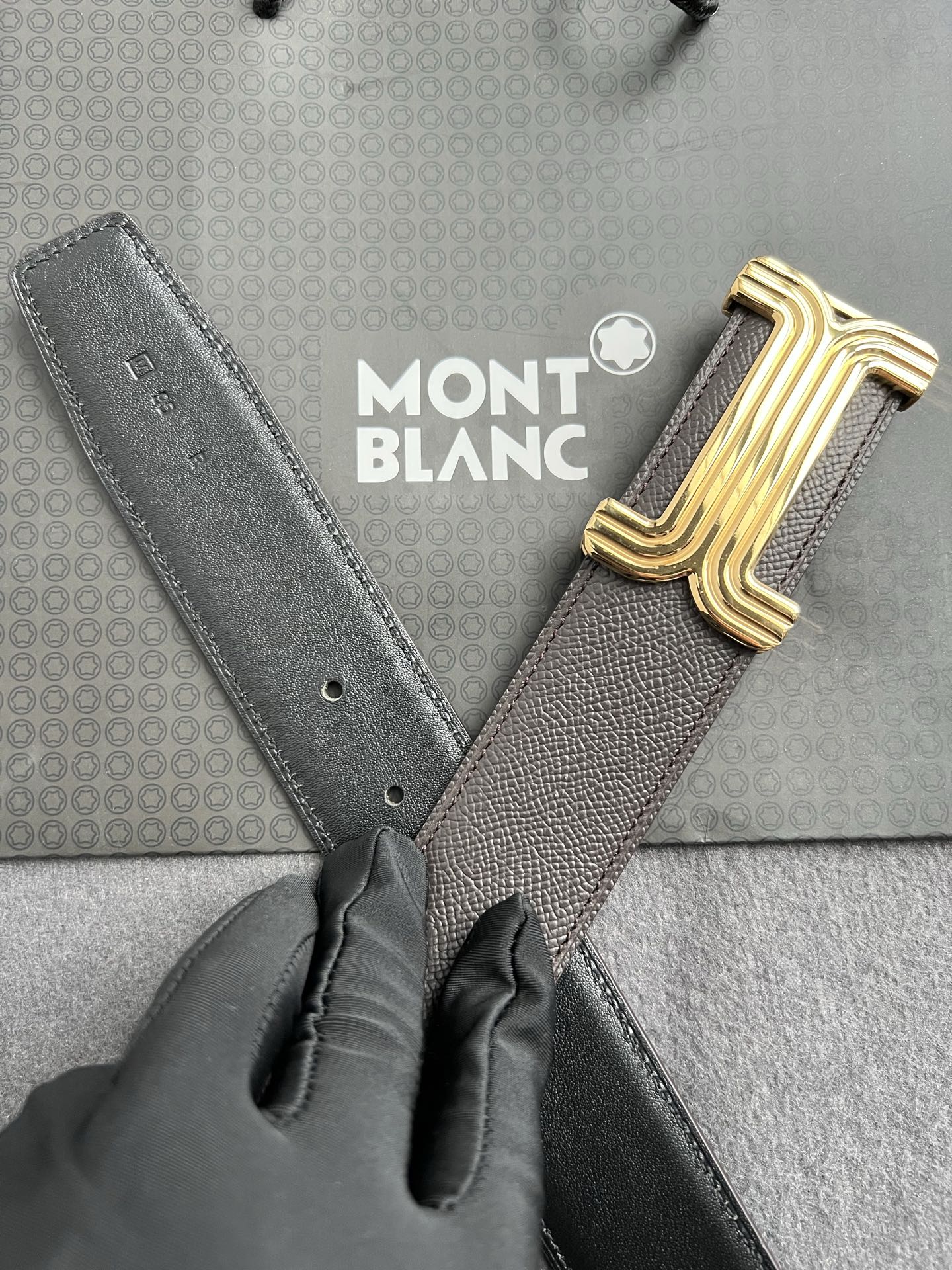 🎐 Montblanc 🎐（万宝龙） 手掌纹 ➕360不锈钢精品扣头打造 柔软细腻，休闲商务，百搭大方，商务休闲！ 尺寸