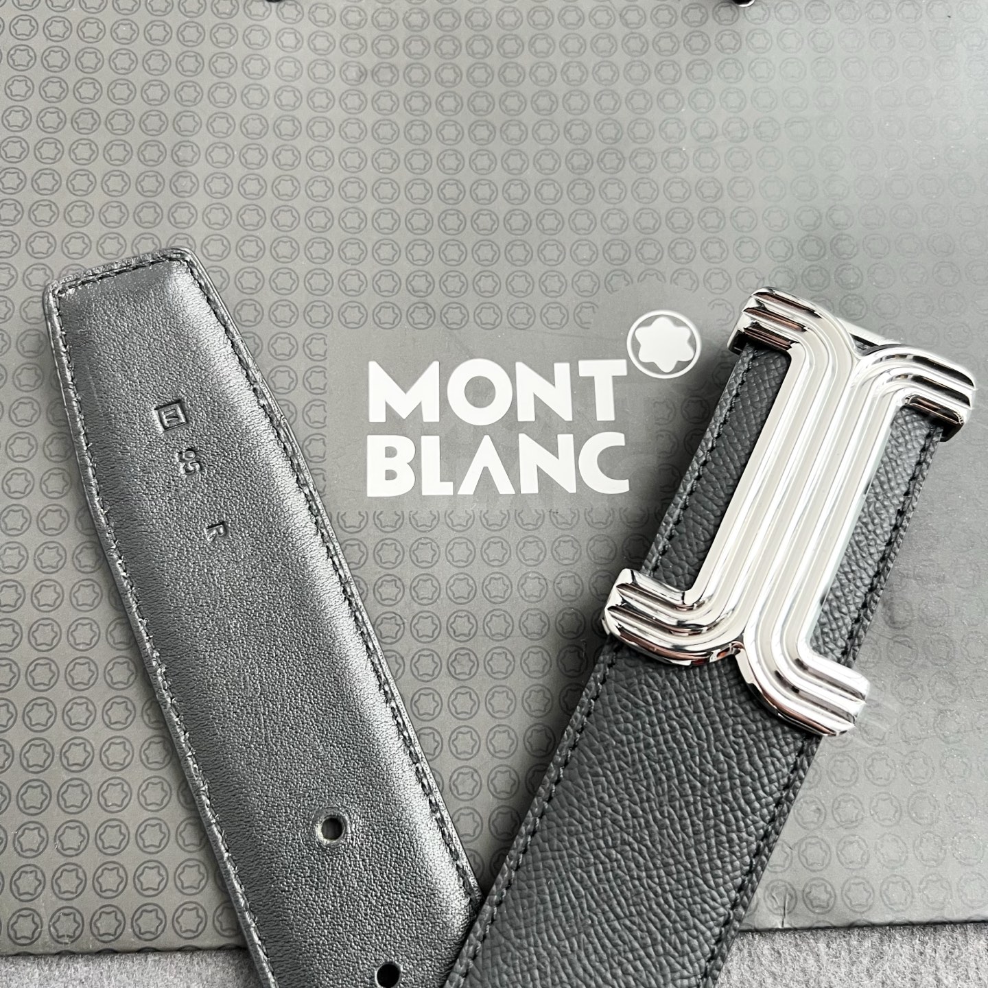 🎐 Montblanc 🎐（万宝龙） 手掌纹 ➕360不锈钢精品扣头打造 柔软细腻，休闲商务，百搭大方，商务休闲！ 尺寸