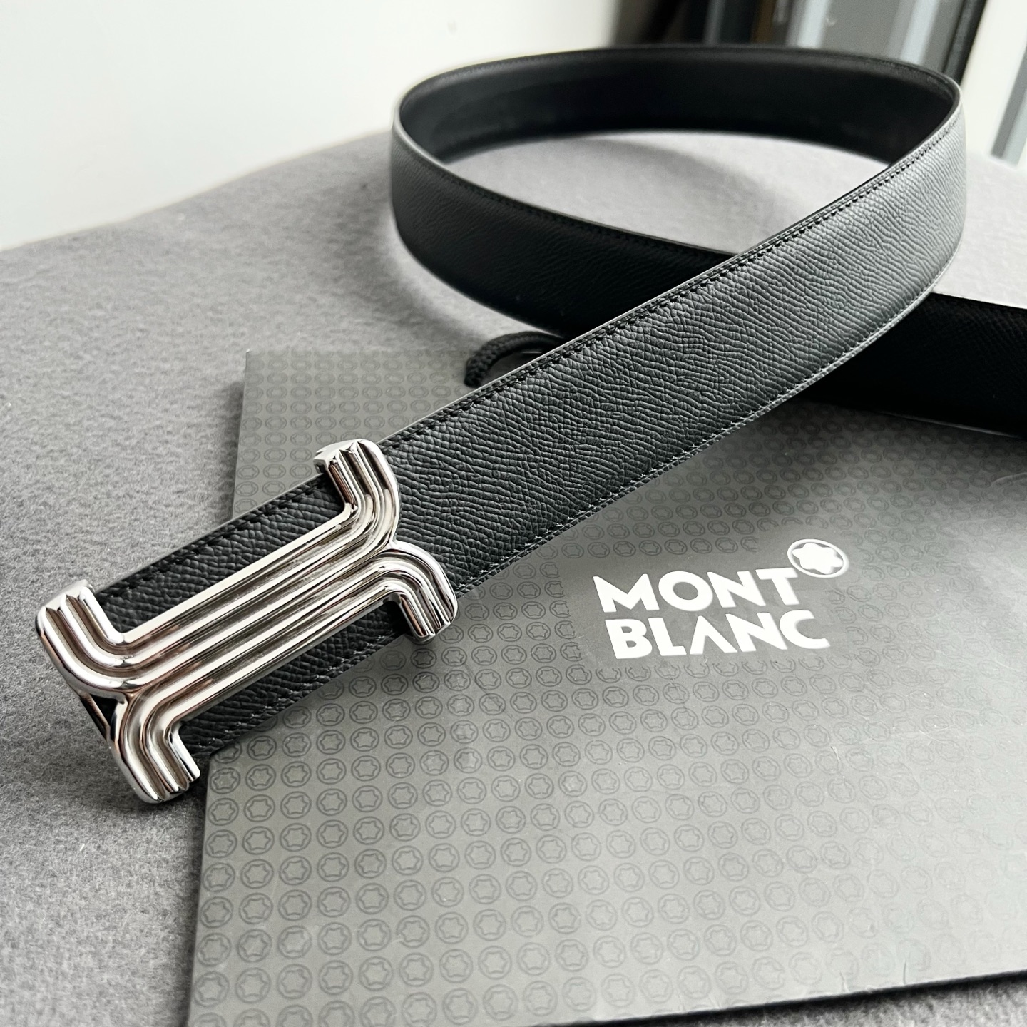 🎐 Montblanc 🎐（万宝龙） 手掌纹 ➕360不锈钢精品扣头打造 柔软细腻，休闲商务，百搭大方，商务休闲！ 尺寸