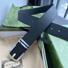 🌟Gucci(古奇)解锁腰带新品·细节实拍 精选togo纹搭平纹头层牛皮打造,纹理细腻,双面设计可随心切换穿搭风格;精品 🌟Gucci(古奇)解锁腰带新品·细节实拍 精选togo纹搭平纹头层牛皮打造,纹理细腻,双面设计可随心切换穿搭风格;精品