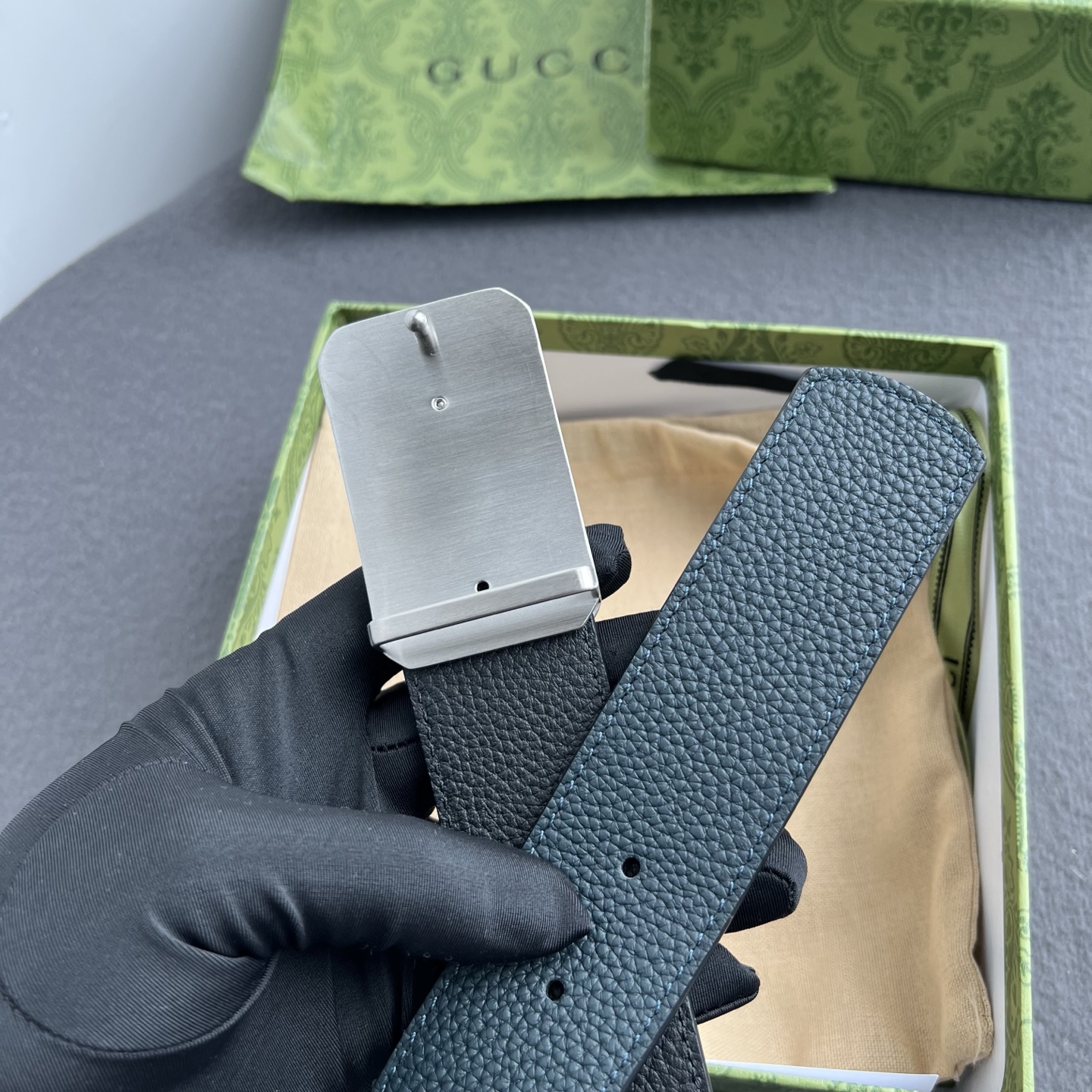 🌟Gucci（古奇）解锁腰带新品·细节实拍 精选双面togo纹头层牛皮打造，纹理细腻，双面设计可随心切换穿搭风格；精品金