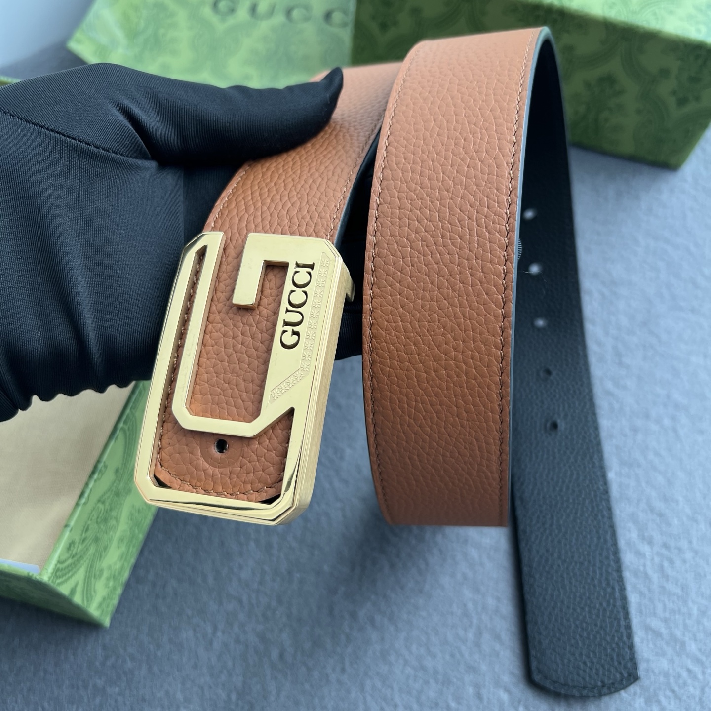 🌟Gucci（古奇）解锁腰带新品·细节实拍 精选双面togo纹头层牛皮打造，纹理细腻，双面设计可随心切换穿搭风格；精品金