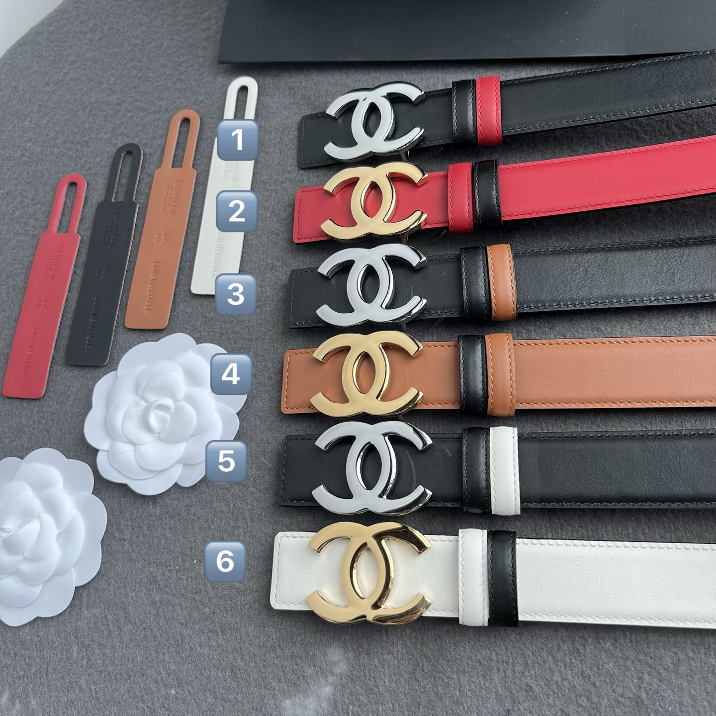 香家新款双面腰带 Chanel 经典双面腰带，选用优质小牛皮，更适合夏季，搭配裤子裙子都很合适，百搭款特别赞👍，整体细节