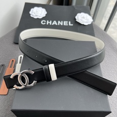香家新款双面腰带 Chanel 经典双面腰带,选用优质小牛皮,更适合夏季,搭配裤子裙子都很合适,百搭款特别赞👍,整体细节 香家新款双面腰带 Chanel 经典双面腰带,选用优质小牛皮,更适合夏季,搭配裤子裙子都很合适,百搭款特别赞👍,整体细节