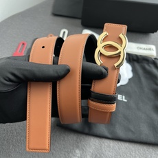 香家新款双面腰带 Chanel 经典双面腰带,选用优质小牛皮,更适合夏季,搭配裤子裙子都很合适,百搭款特别赞👍,整体细节 香家新款双面腰带 Chanel 经典双面腰带,选用优质小牛皮,更适合夏季,搭配裤子裙子都很合适,百搭款特别赞👍,整体细节