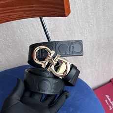 🎐 FERRAGAMO 🎐(菲拉格慕) 采用小牛纹压花➕精品纯铜扣头打造 柔软细腻,双面可用,时尚休闲易搭配,商务百搭大 🎐 FERRAGAMO 🎐(菲拉格慕) 采用小牛纹压花➕精品纯铜扣头打造 柔软细腻,双面可用,时尚休闲易搭配,商务百搭大