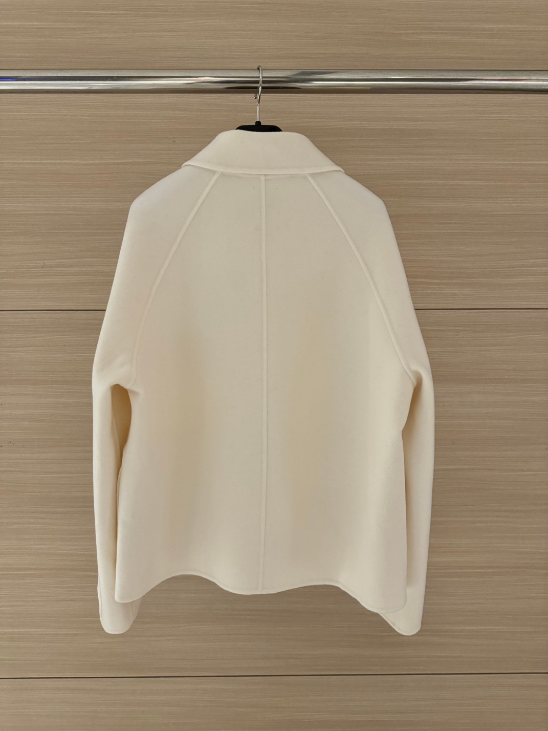 Elegant Cashmere Coat with Pocket Design - H$ Exclusive Collection 5 a1725864512112 7348
