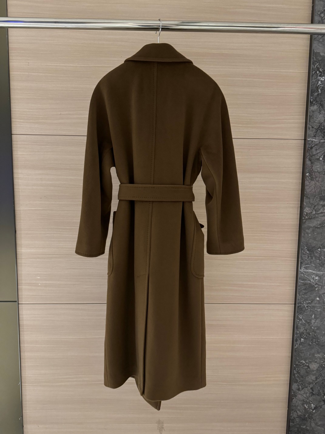 Cashmere Blend Sweater: Max-Labbor Style, Luxurious Comfort, Five Colors Available 5 a1726124056330 4380