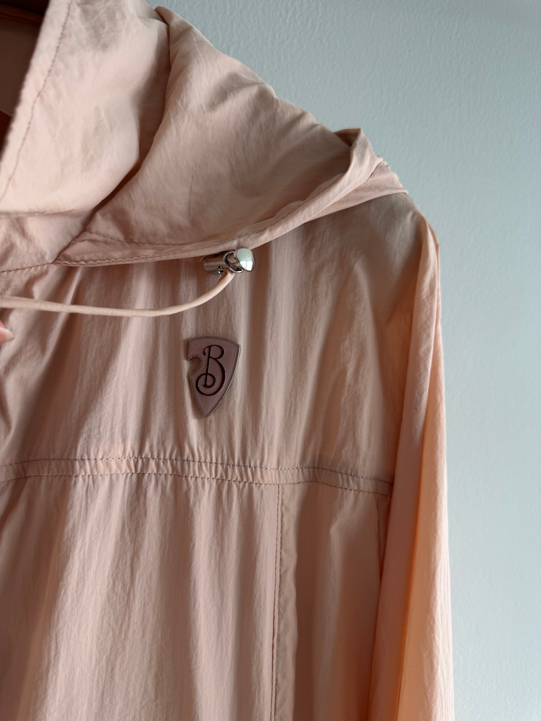 Lightweight Hooded Jacket & Nylon-Cotton Shorts Set 4 a1739865106695 0416