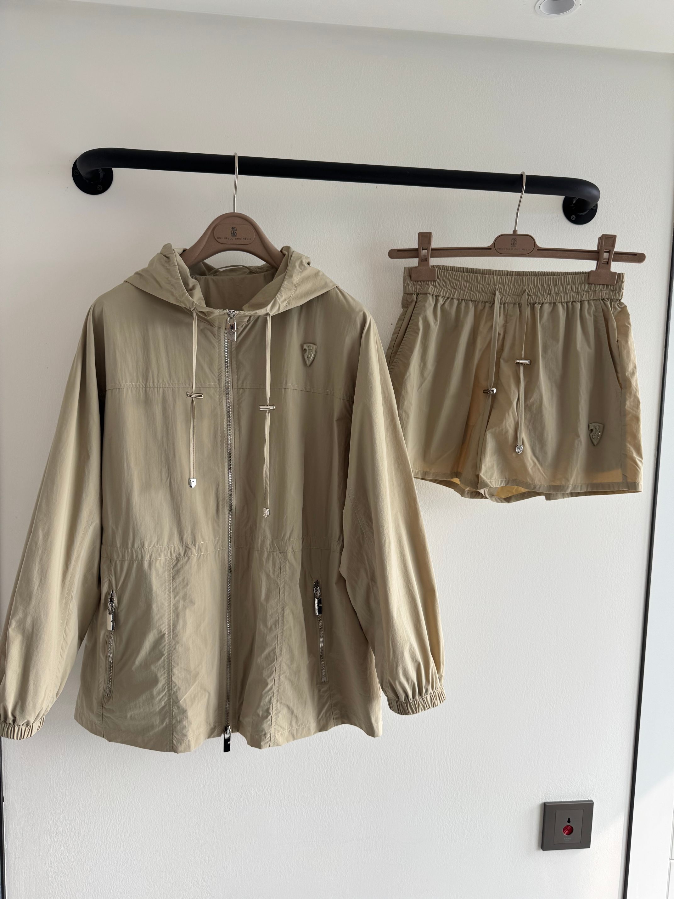 Drawstring Waist Jacket & Nylon Shorts Set - Lightweight, Breathable, & Chic 3 a1739866149694 6165