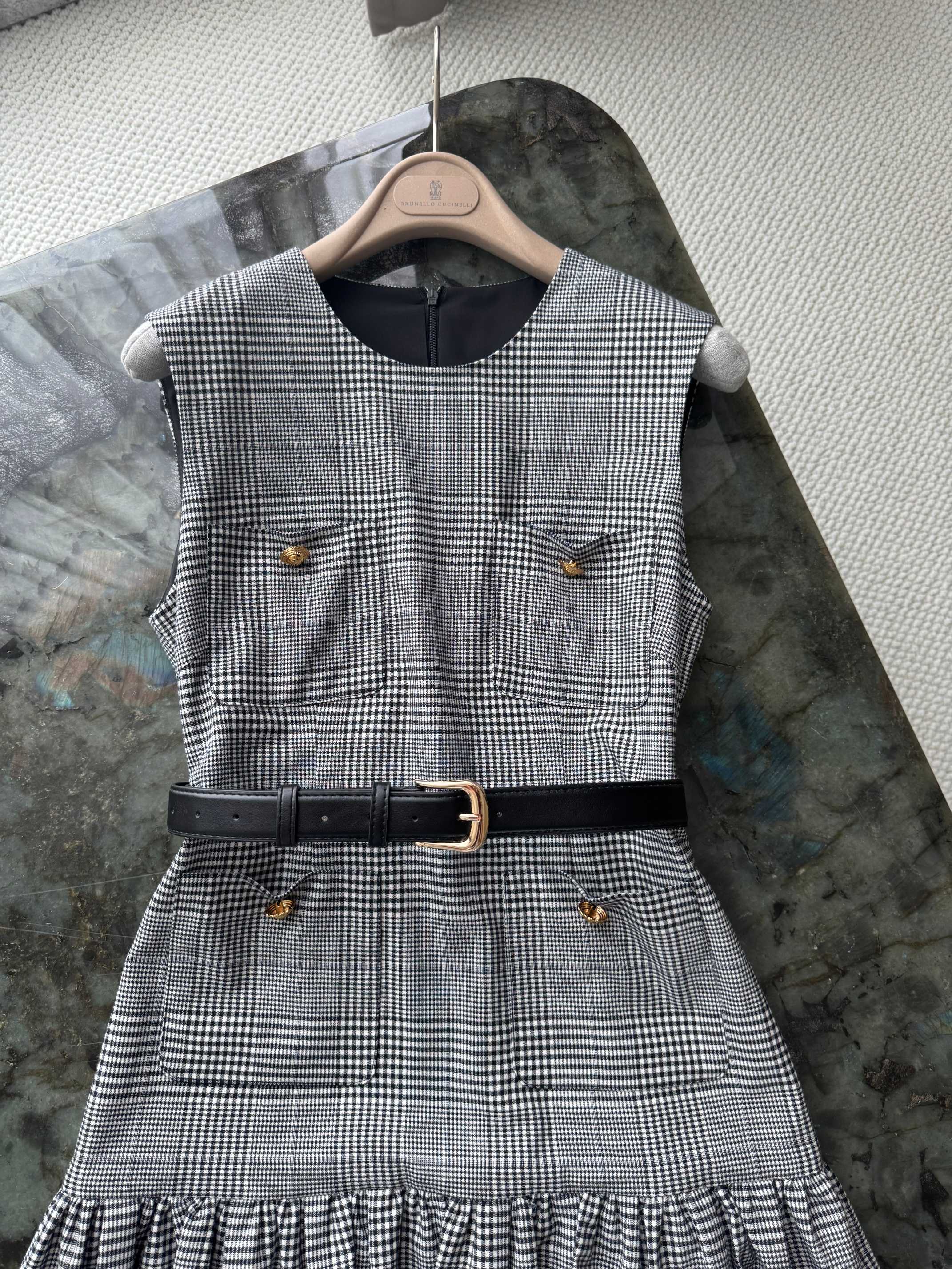 Sleeveless Plaid Dress with Belt - Vintage Style, Elegant Design 7 a1748417795927 8726