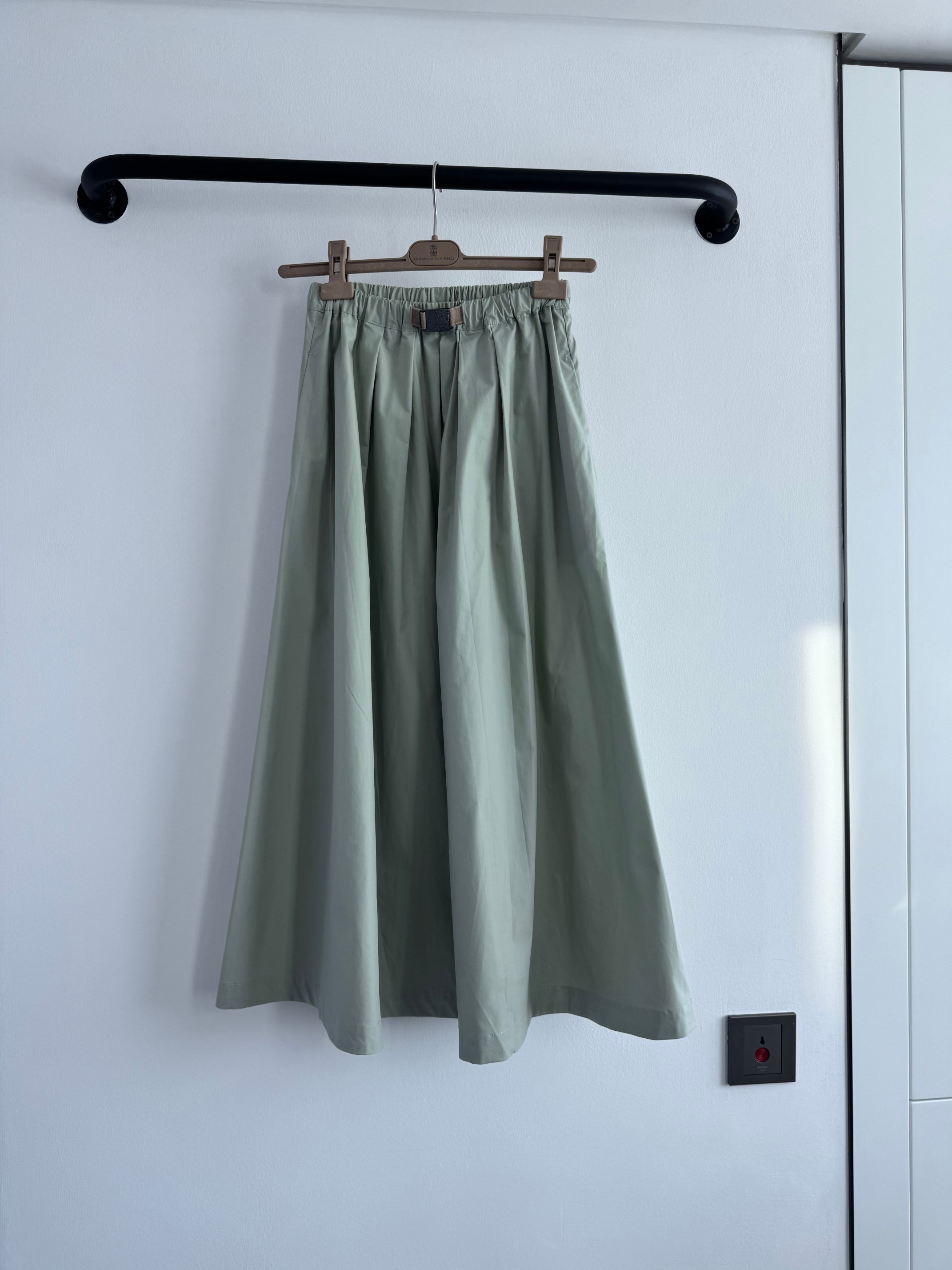Brunello Cucinelli Inspired High-Waisted Cotton Maxi Skirt with Elastic Waistband 3 a1749547877535 6034