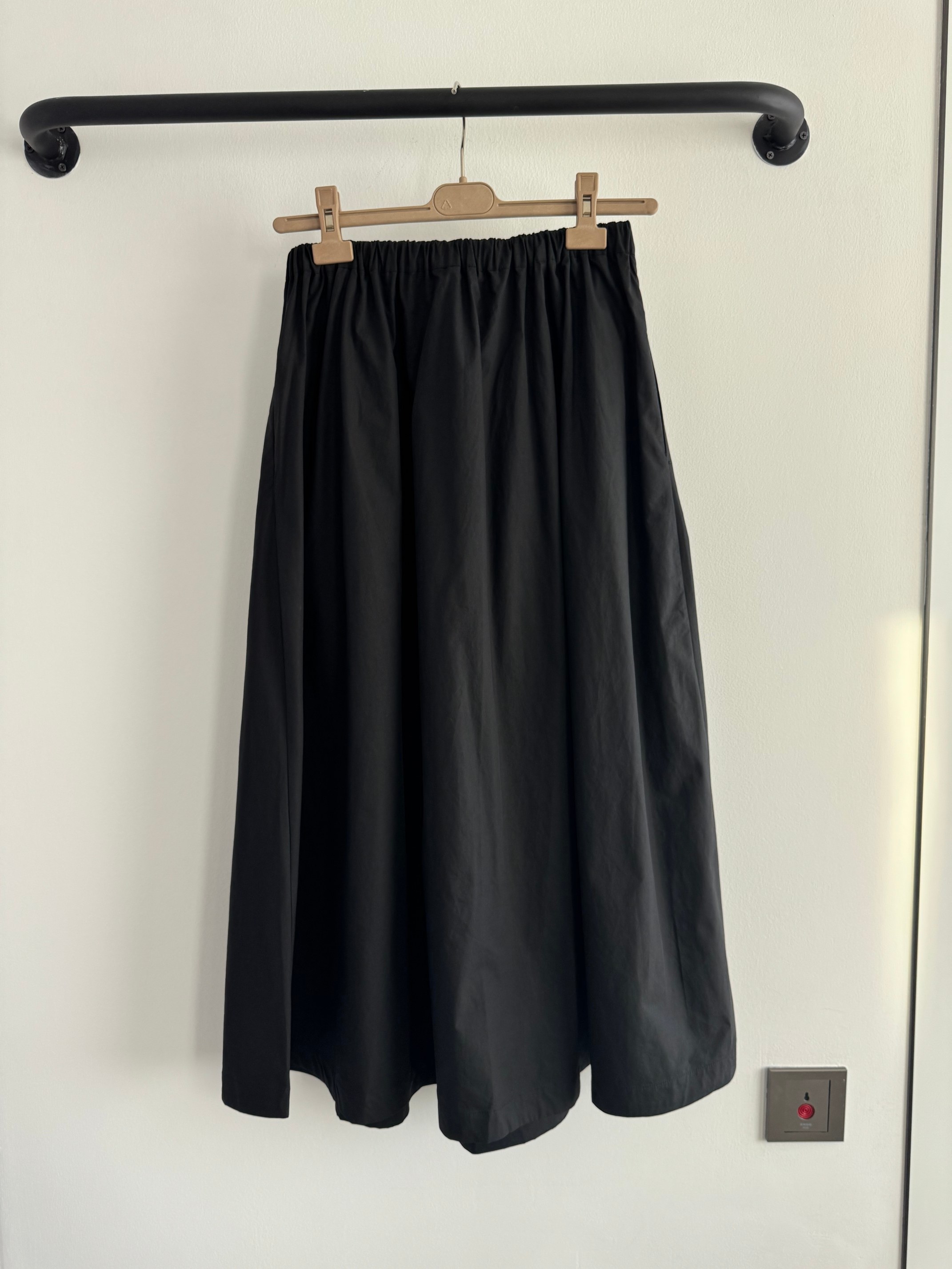 Brunello Cucinelli Inspired High-Waisted Cotton Maxi Skirt with Elastic Waistband 8 a1749547882494 2652
