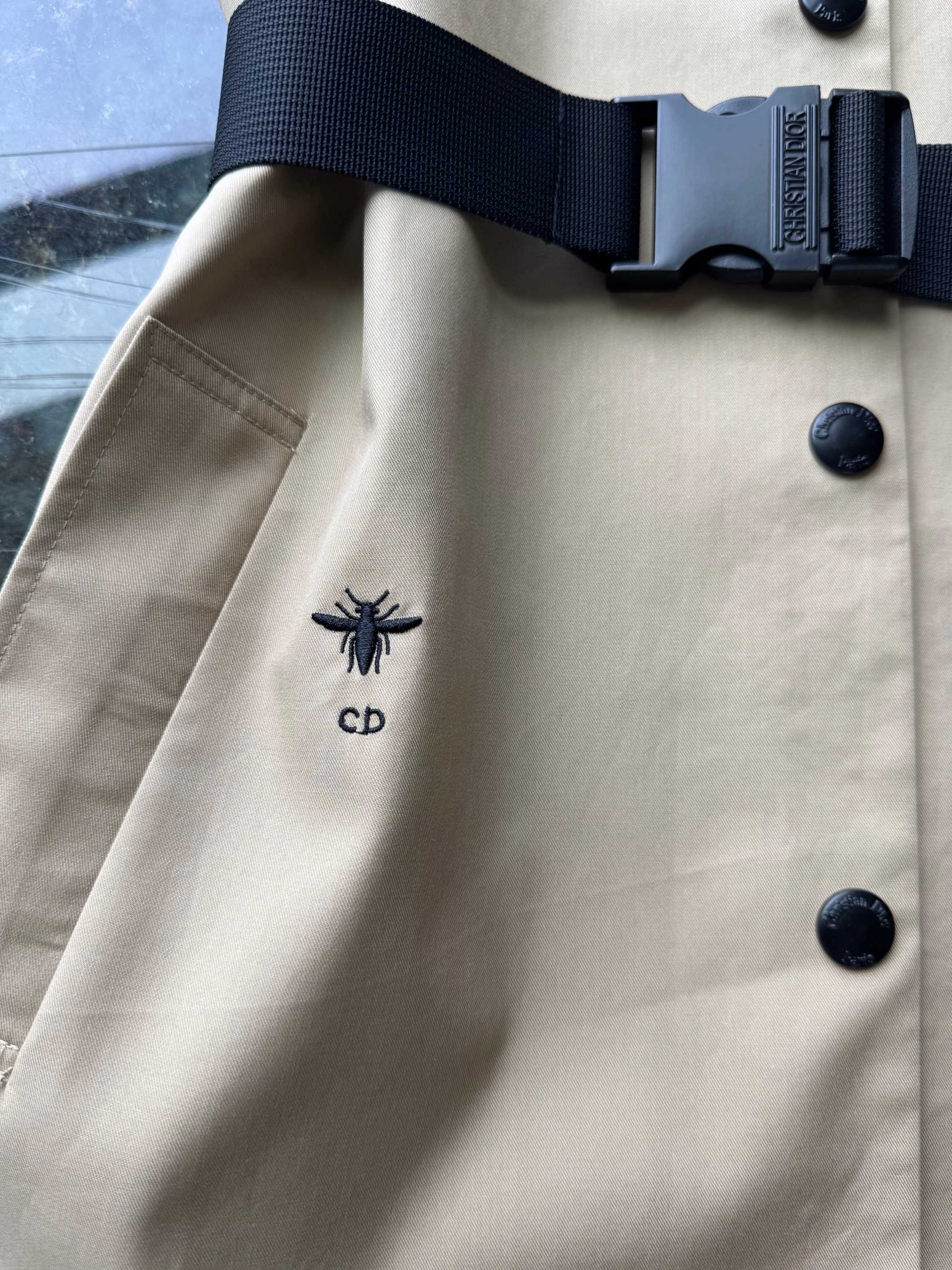 Khaki Sleeveless Workwear Dress with Bee Embroidery and Belted Waist 9 a1749713481736 0230