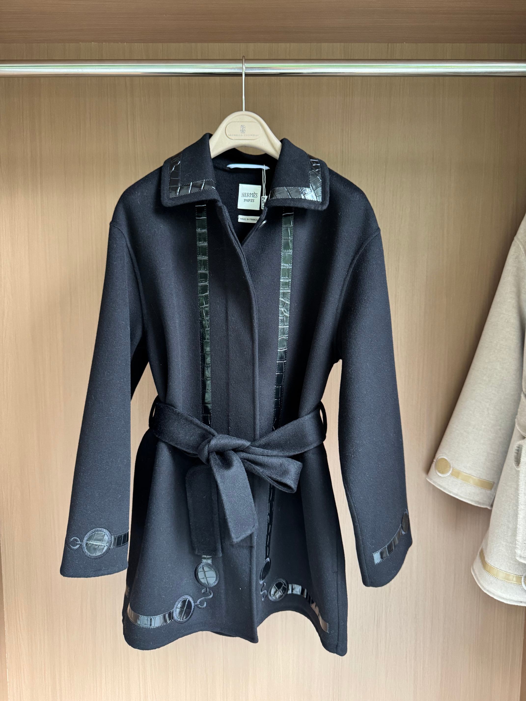 Handmade Embroidered Short Cashmere Coat - Luxurious & Exquisite HMS-2025 2 a1756627423733 7248