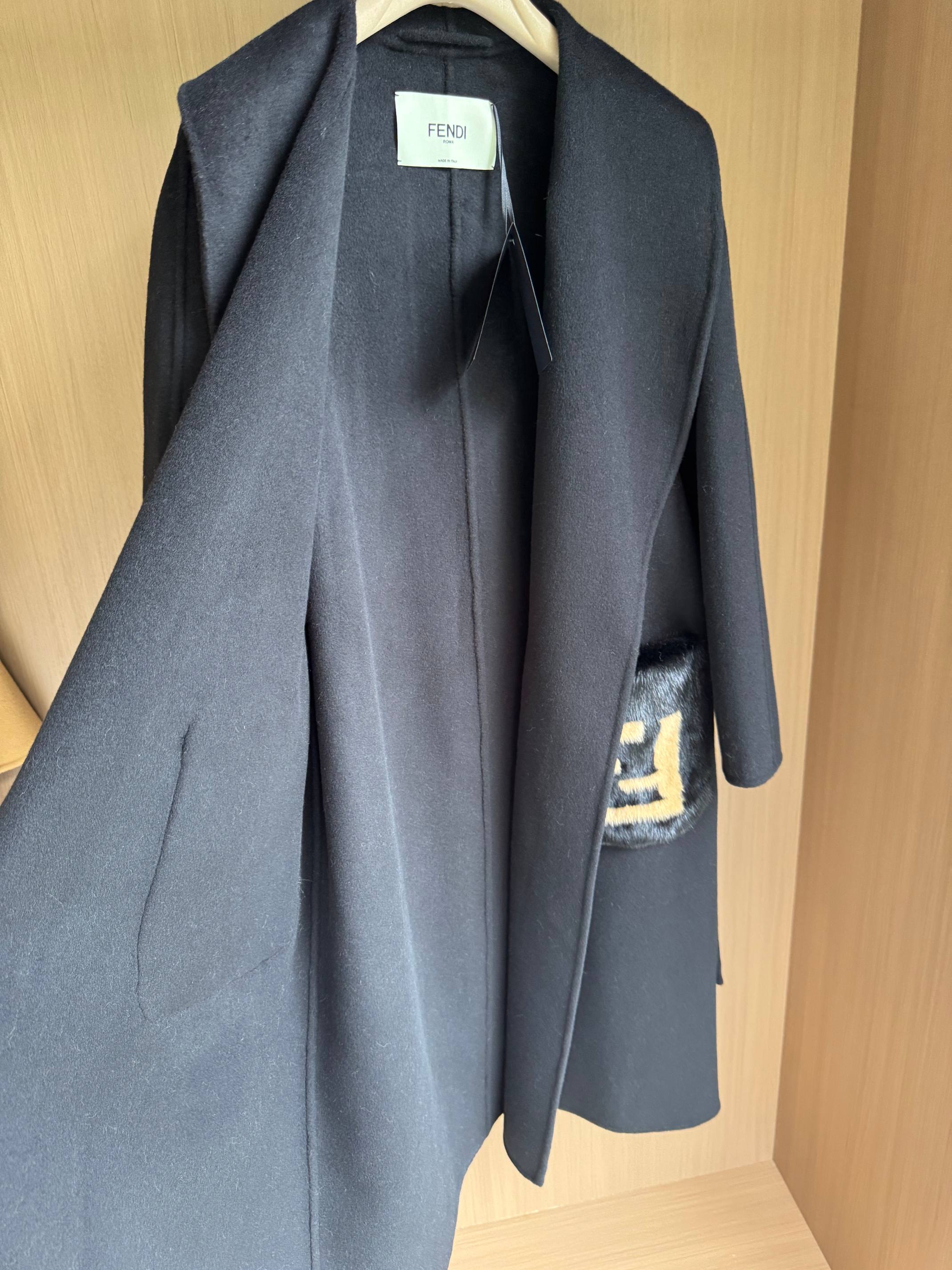 Elegant Cashmere Coat with Mink Fur Pockets & Tie Waist - Classic Timeless Style 5 a1756702111949 8232