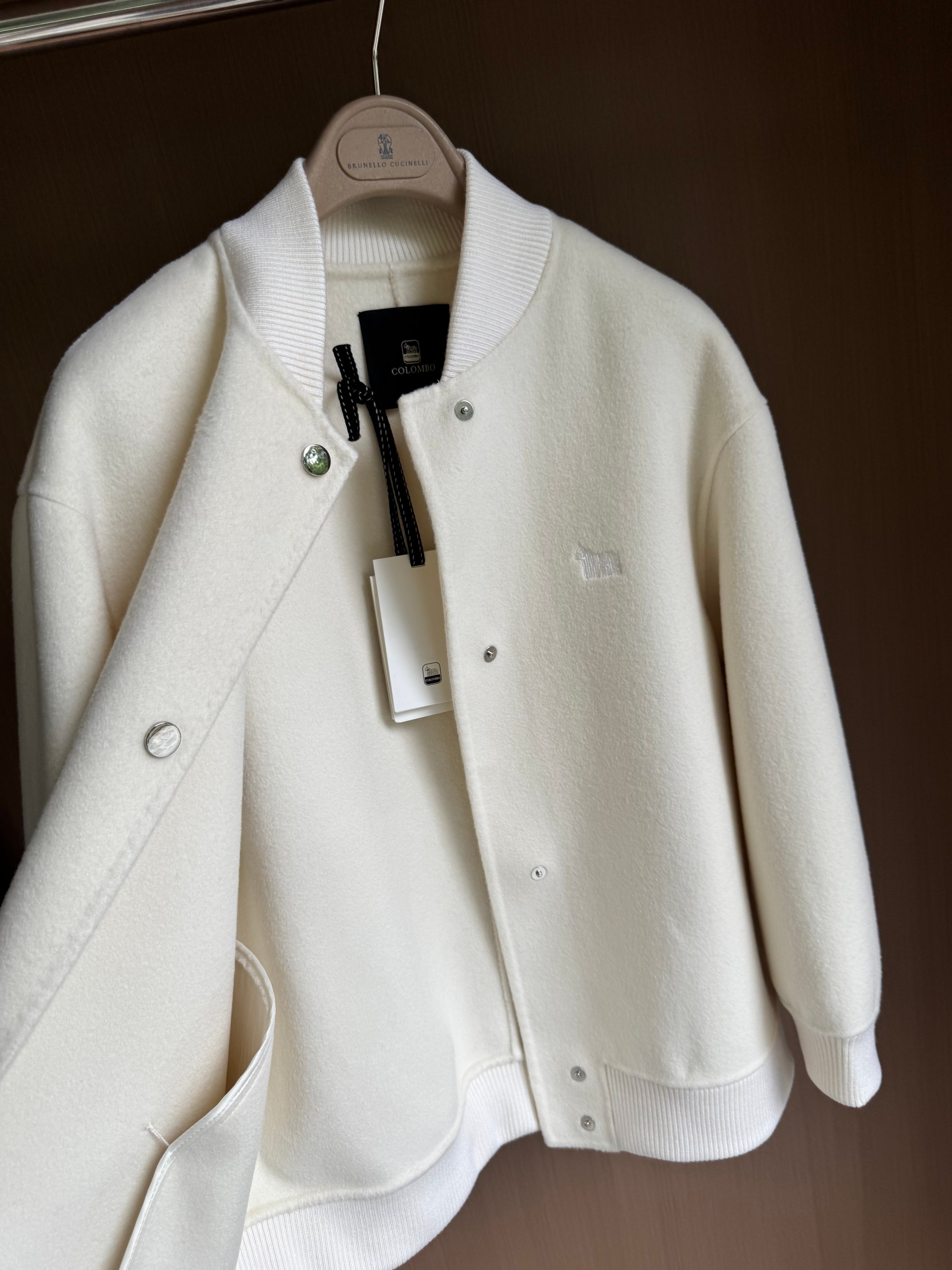 CLB Wool-Cashmere Baseball Jacket - Classic Style, Warm & Versatile 3 a1756704237344 8126