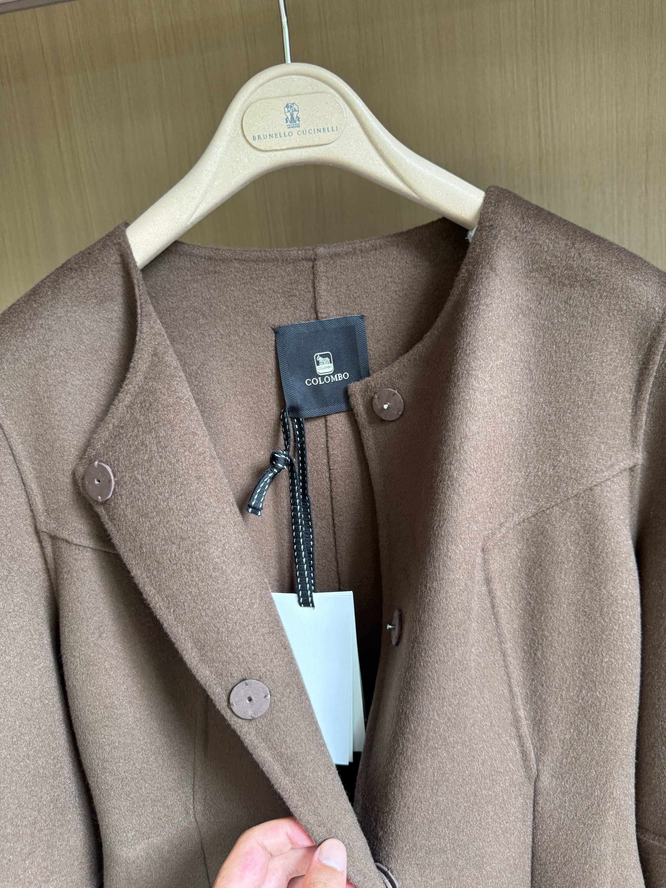 Elegant Brown Cashmere Overcoat Dress with Lamb Leg Sleeves, Hepburn Style 5 a1756803207805 5308