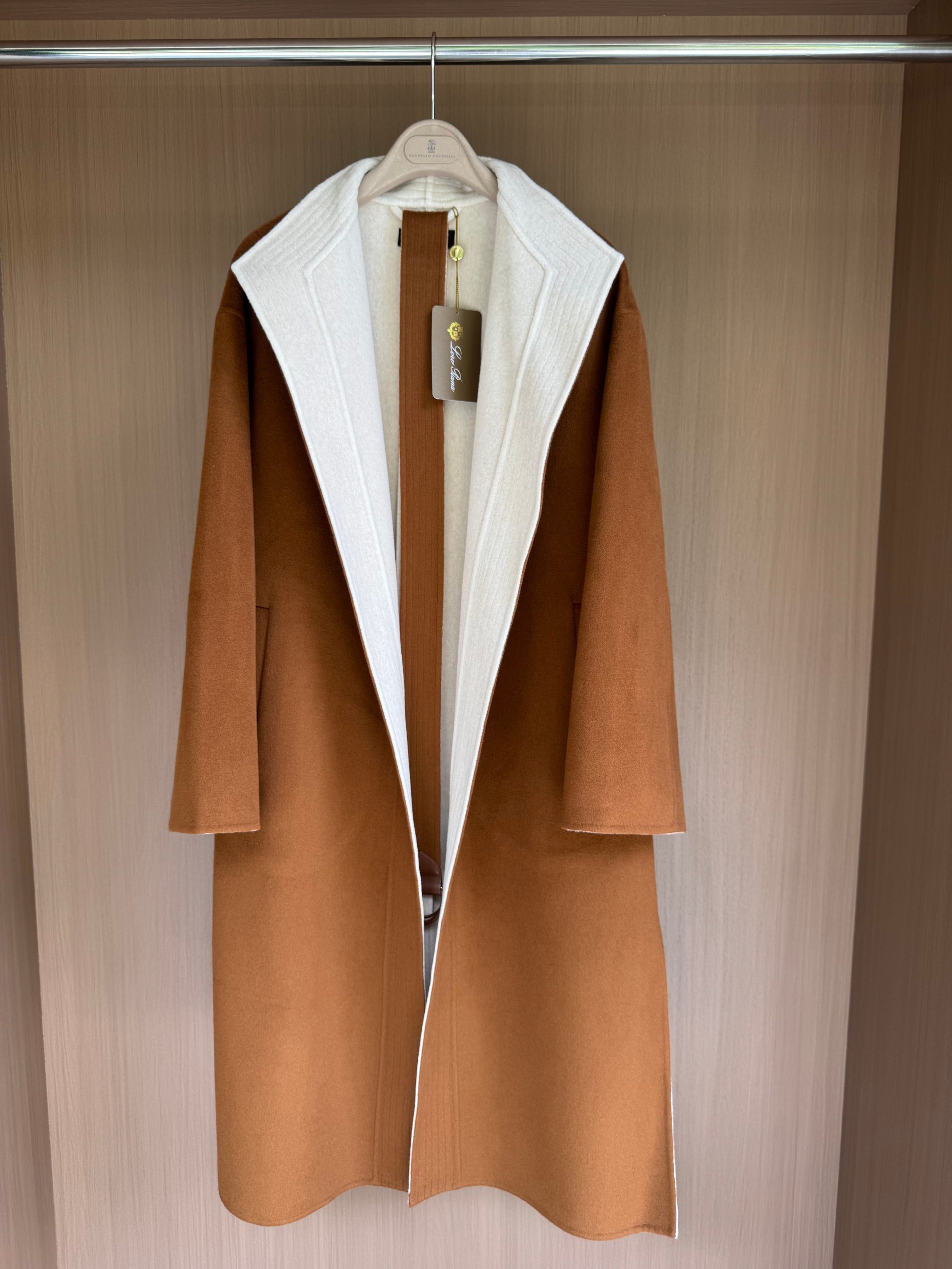 Luxurious Double-Faced Cashmere Coat with Belt - Elegant and Warm 2 a1757052326221 8245