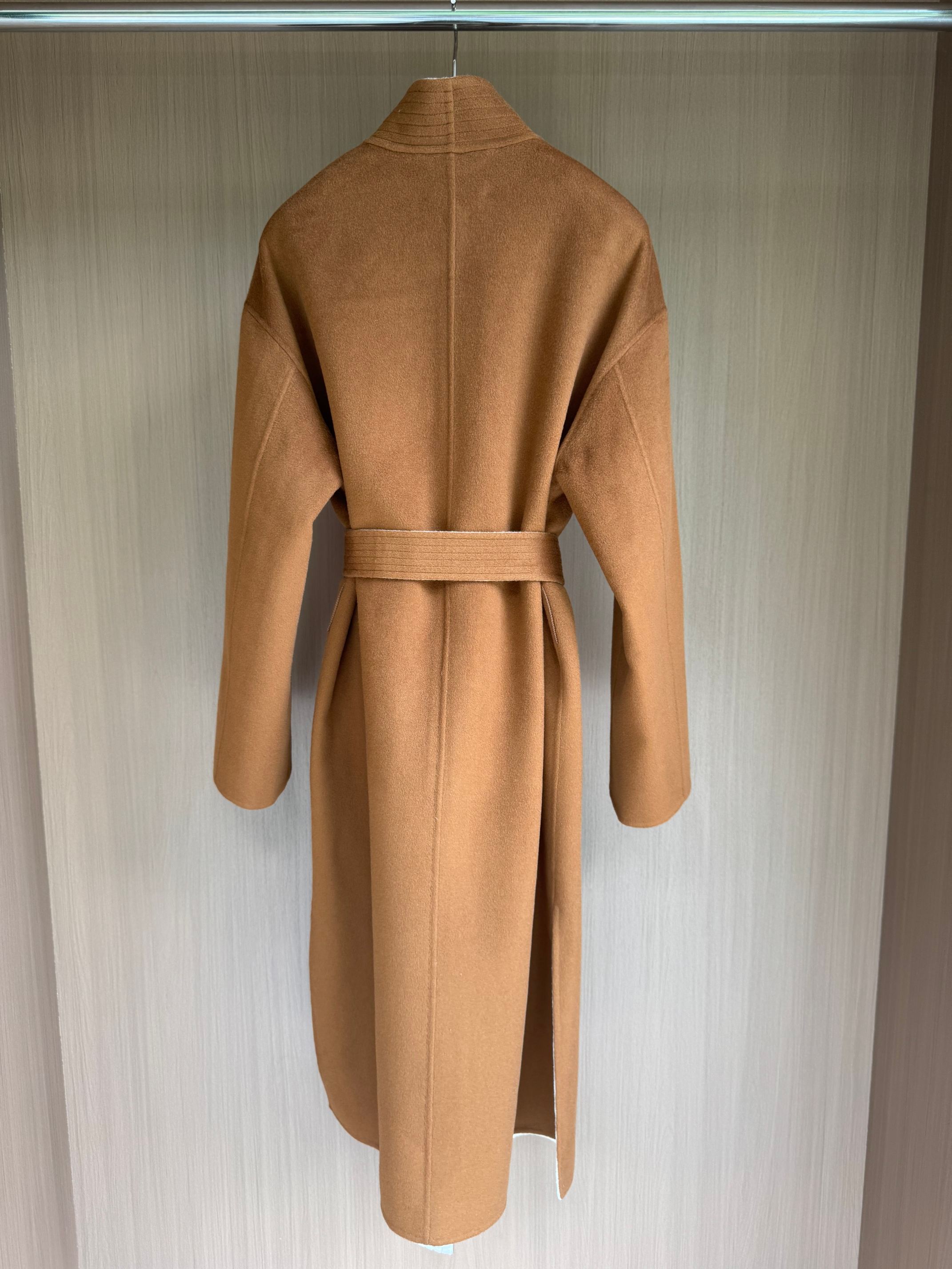 Luxurious Double-Faced Cashmere Coat with Belt - Elegant and Warm 8 a1757052330301 2088