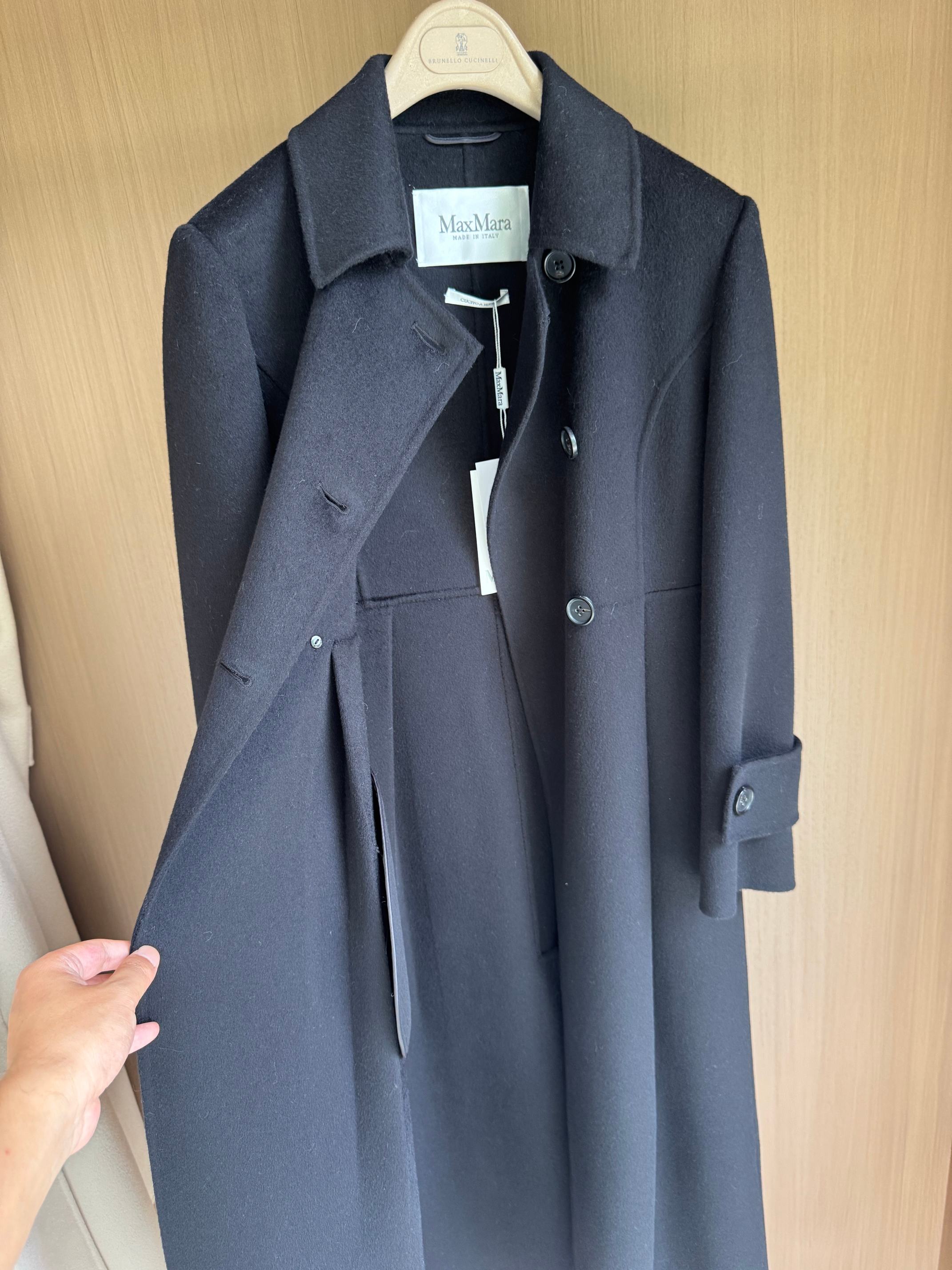 Elegant Double-Breasted Wool Coat - Slim Fit & Versatile Style 4 a1757146253171 3362