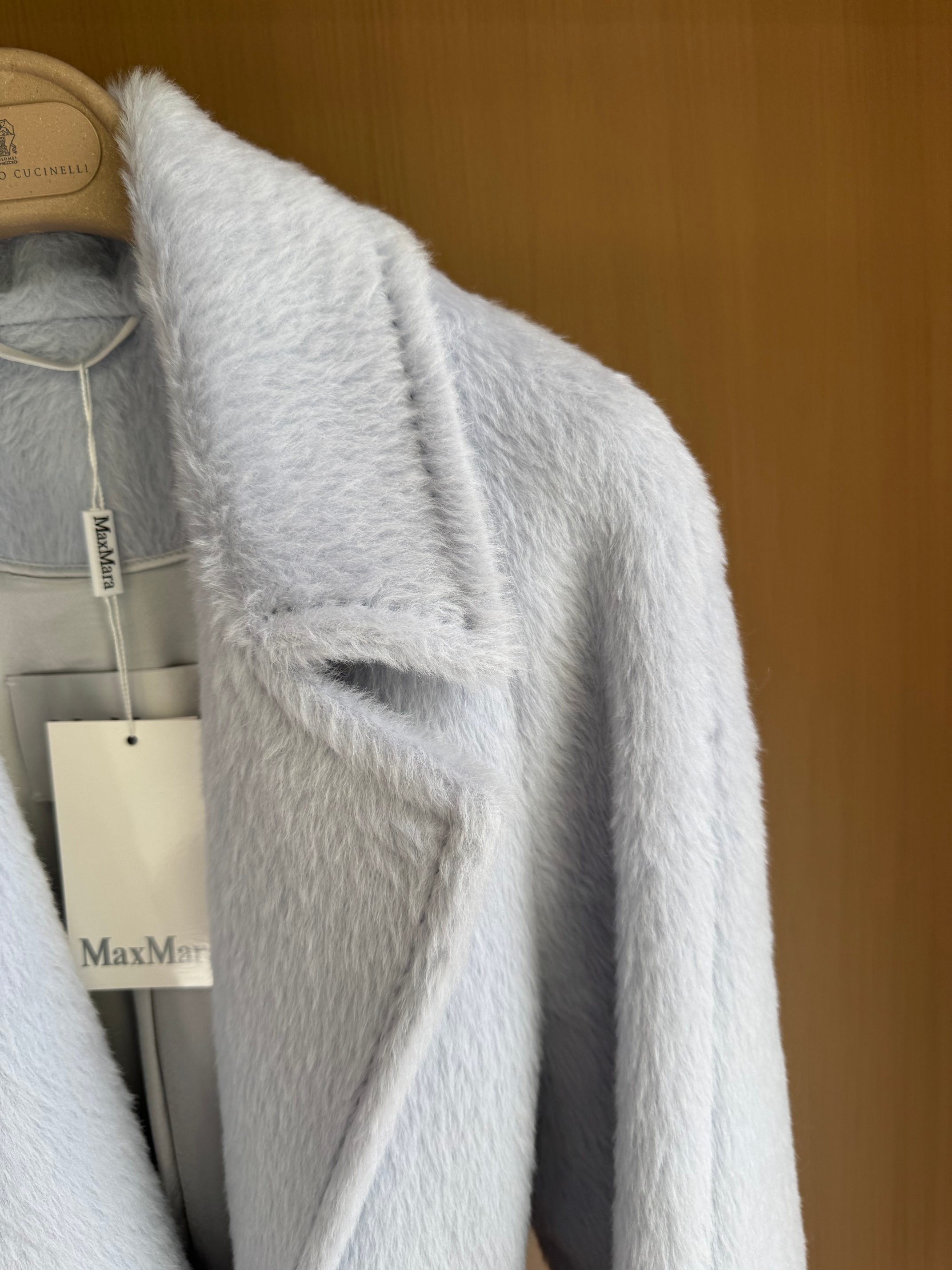 Elegant Alpaca Wool Coat: Warm, Stylish, and Timeless Winter Outerwear 6 a1757491973823 1813