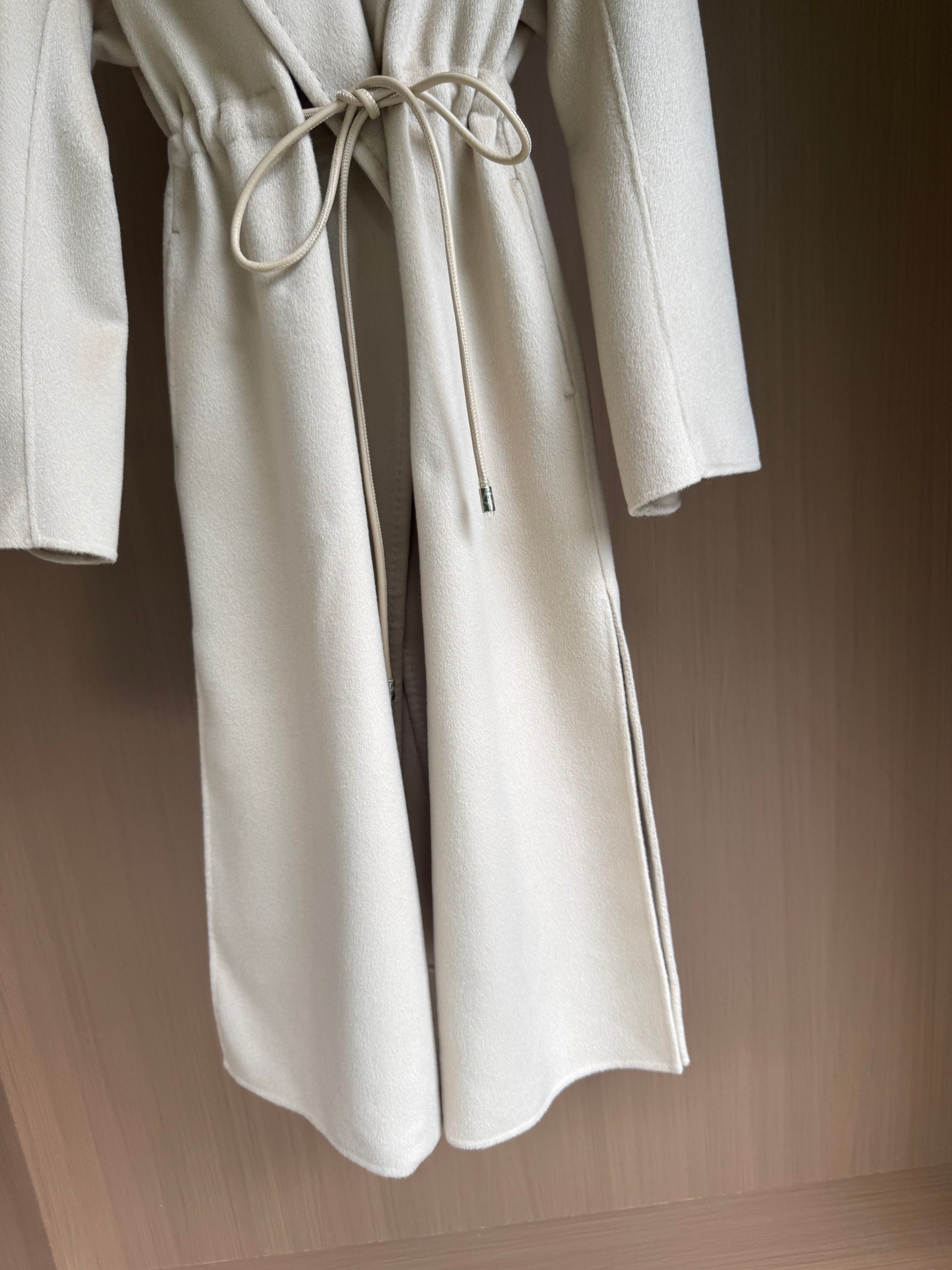 Elegant Drawstring Wool Coat - Runway Inspired, Luxurious & Soft Fabric 5 a1758167160053 7536