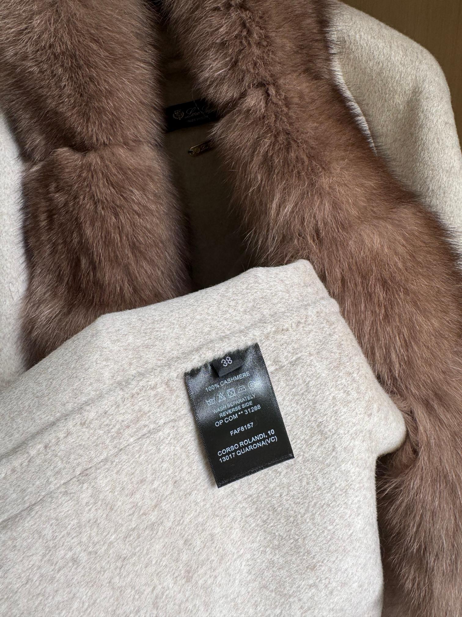 Elegant Cashmere Wool Coat with Fur Collar, Italian Style, Oversized Fit 10 a1759042441789 3718