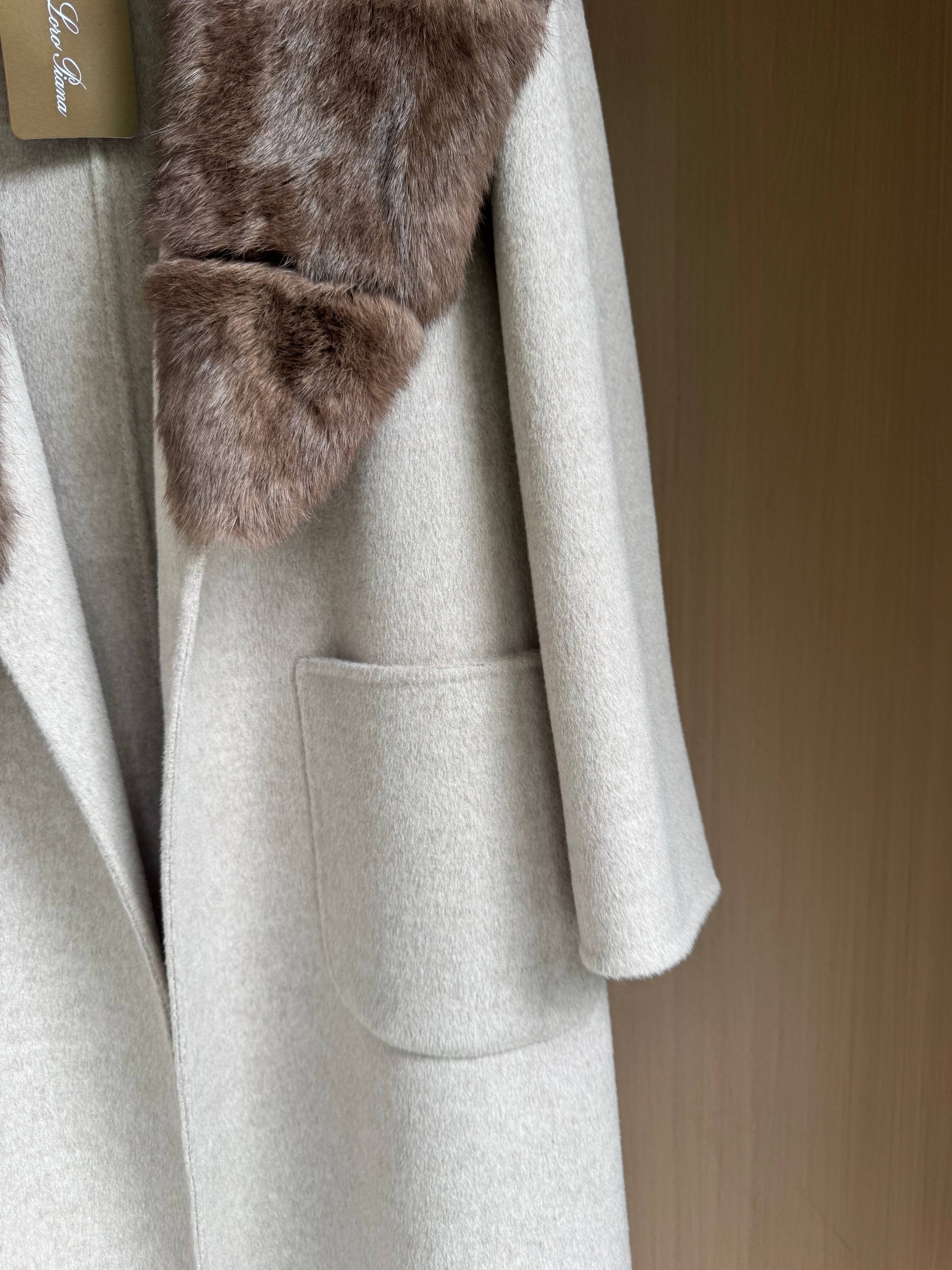 Pure Cashmere Overcoat with Fur Collar, Italian Design, Oversized Fit 8 a1759043530269 5773