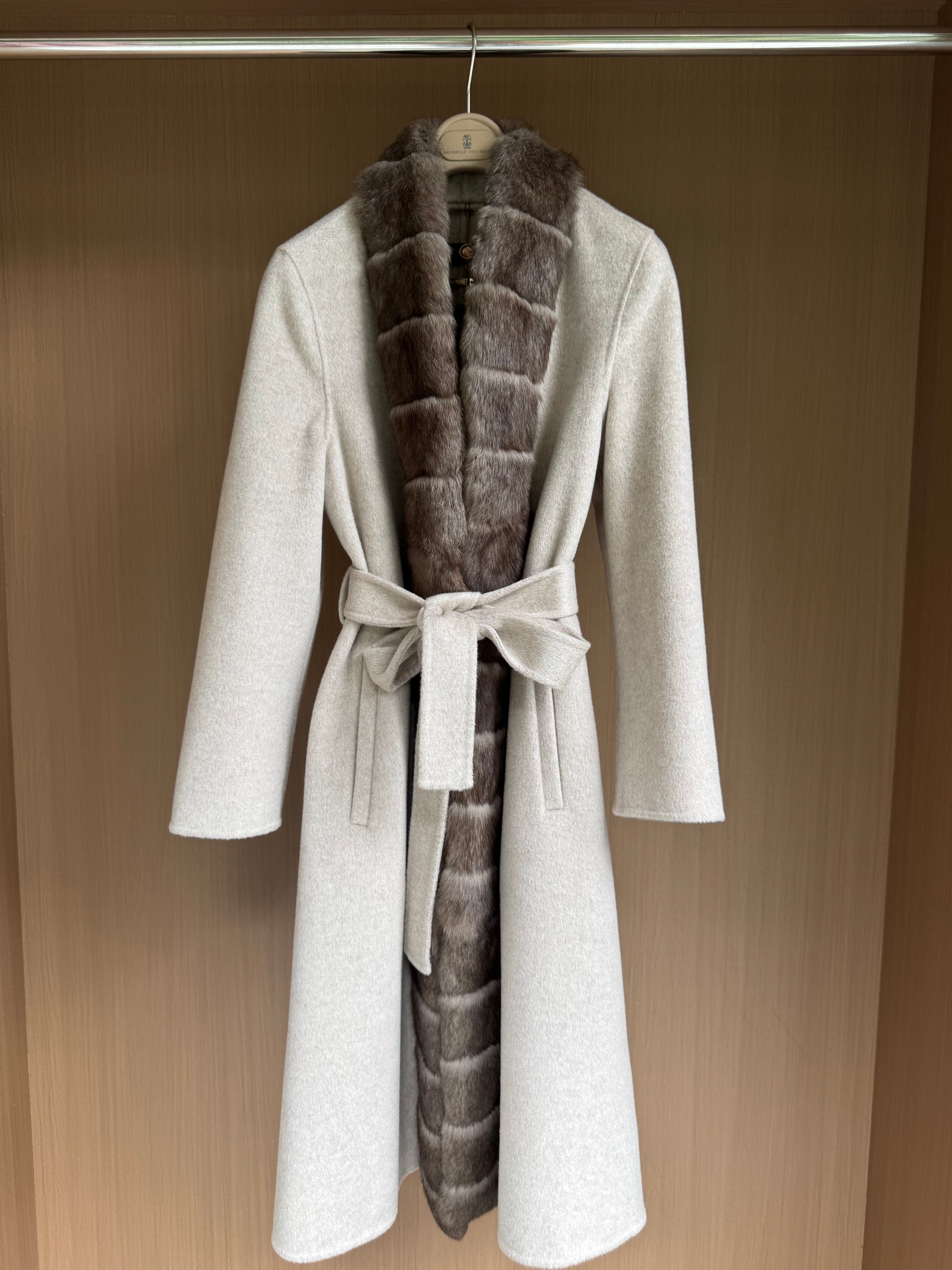 Braschi Cashmere Coat with Fur Collar, Italian Design, Luxury Outerwear 2 a1759044128058 0568