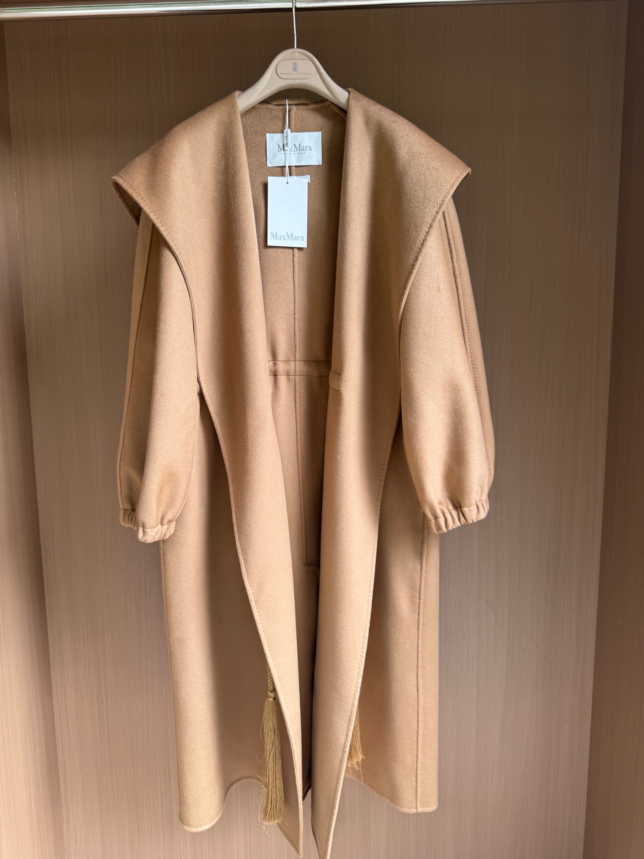 Hooded Drawstring 100% Cashmere Coat, Elegant & Cozy Winter Essential 3 a1760079048081 3611