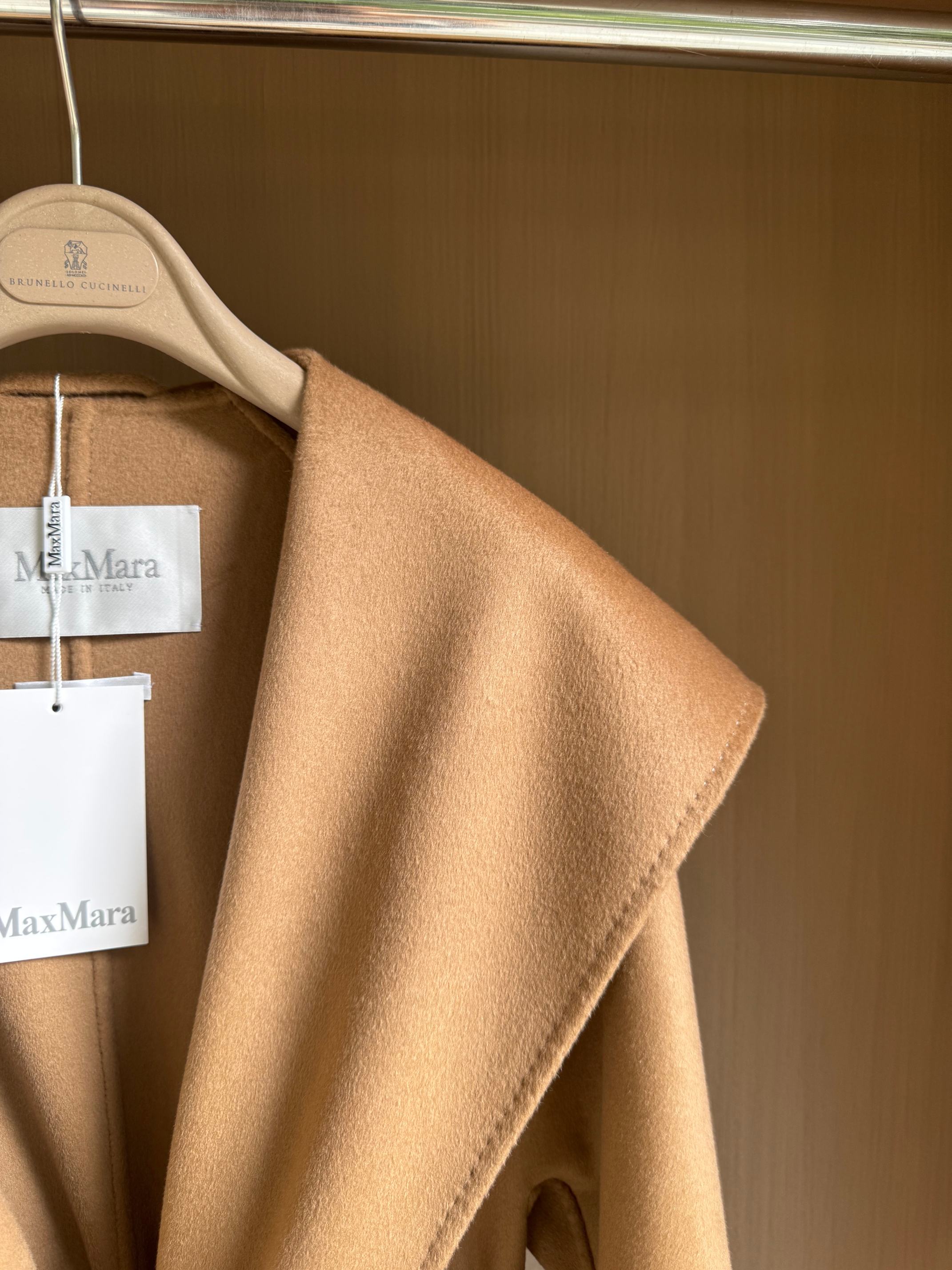 Hooded Drawstring 100% Cashmere Coat, Elegant & Cozy Winter Essential 7 a1760079053707 4103