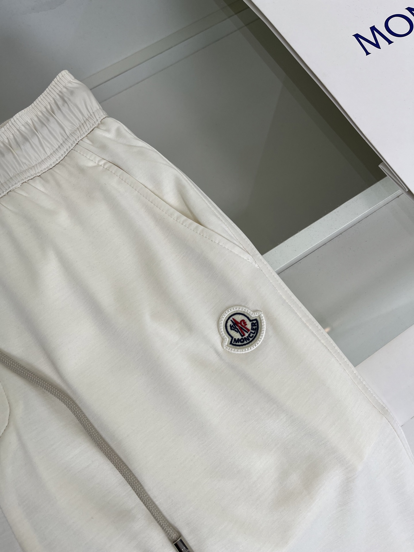 High-quality 公司订单蒙**口MON**ER2026春夏 全品相订单 莫代尔棉松紧腰直脚休闲