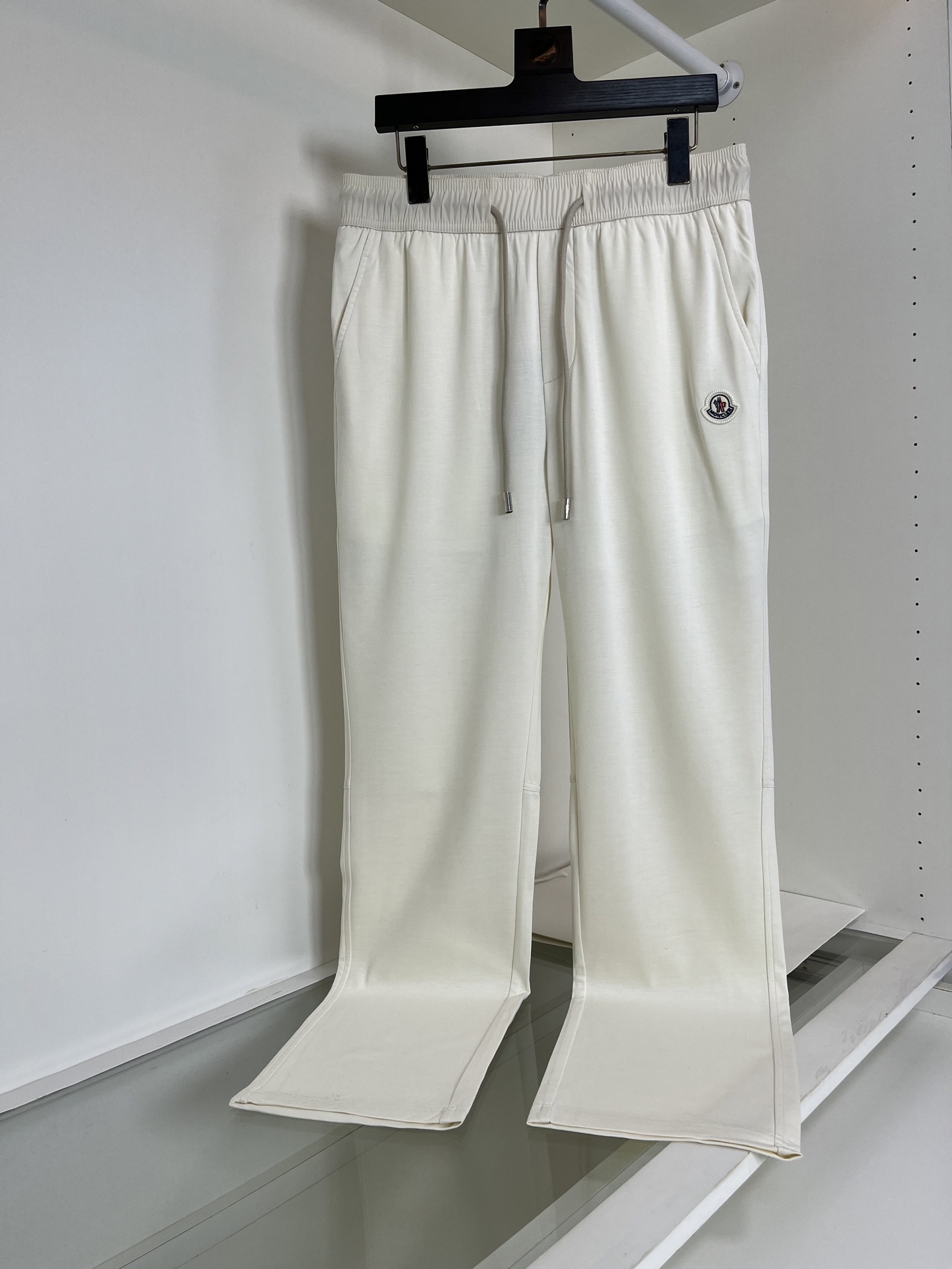 High-quality 公司订单蒙**口MON**ER2026春夏 全品相订单 莫代尔棉松紧腰直脚休闲