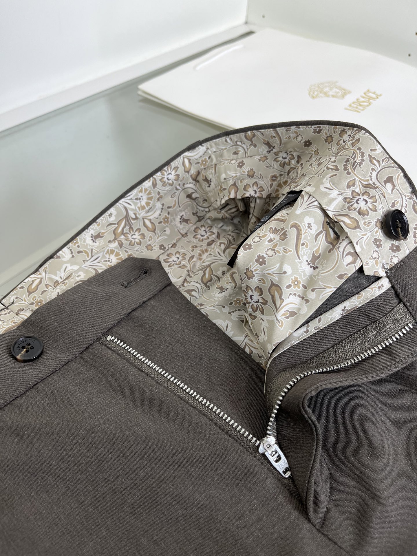 High-quality 公司订单范*哲Ver**ce 2026春夏老钱新贵推荐 品质控推荐！商场随意对