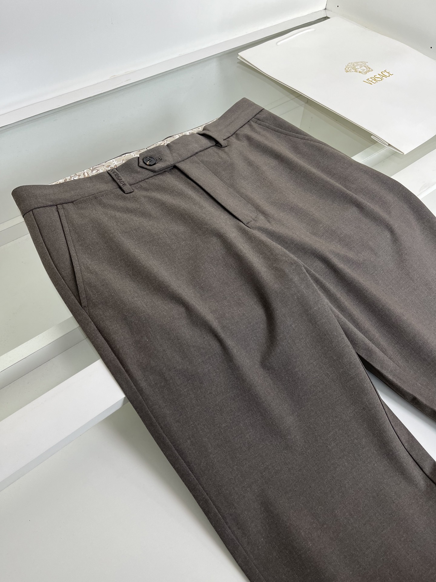 High-quality 公司订单范*哲Ver**ce 2026春夏老钱新贵推荐 品质控推荐！商场随意对