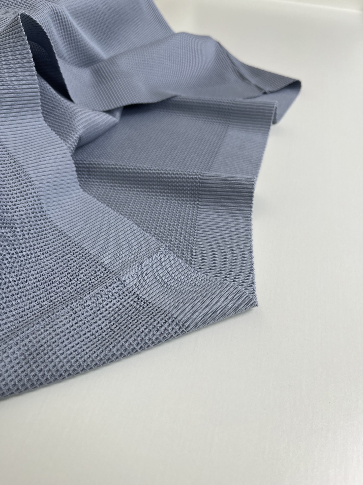 High-quality 公司订单爱*仕(He*mès) 2026春夏 （针织起脚料） 竖纹提花起脚 经