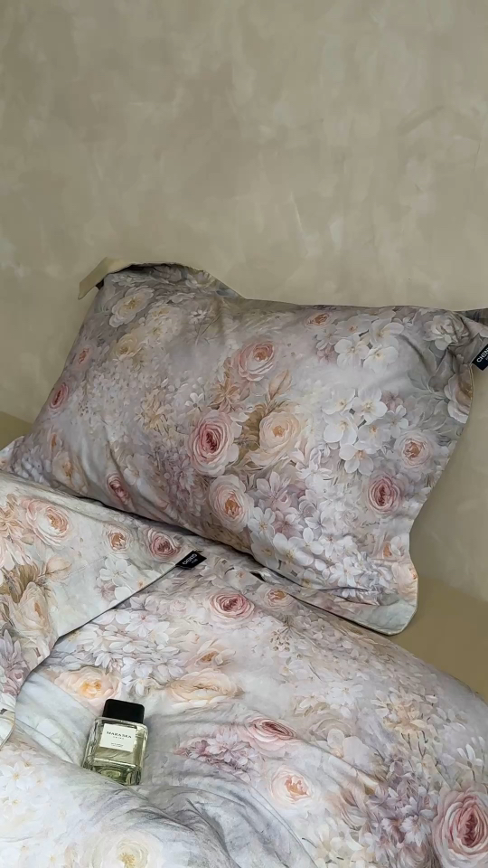 Floral Print Bedding Set - Soft & Durable Long-Staple Cotton, Queen Size