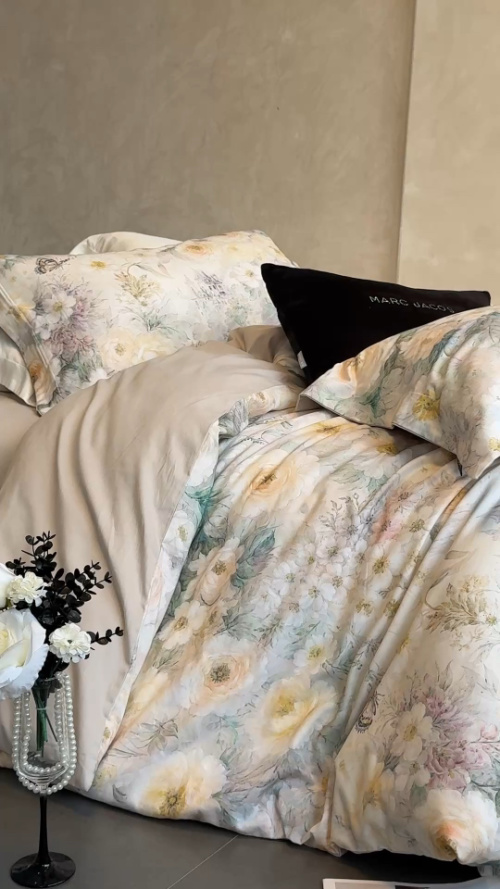 Floral Print Bedding Set - Soft Brushed Cotton, Queen Size Bedding Set 2 Floral Print Bedding Set - Soft Brushed Cotton, Queen Size Bedding Set