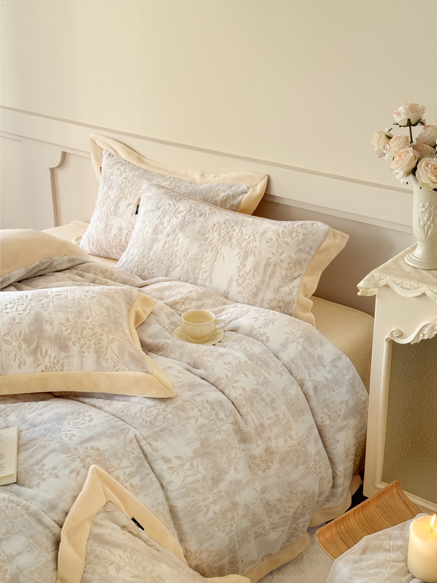 Embossed Milk Velvet Bedding Set - Soft, Non-Static, and Fade-Resistant 3 i1760454129841 6034 0 0