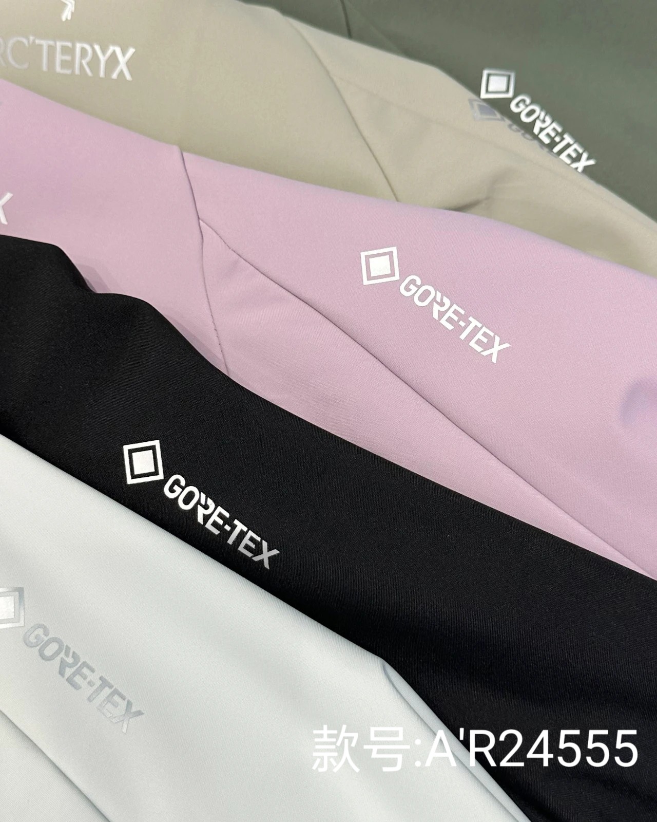 Arc’teryx Original Windproof Waterproof Hood Jacket: High-Tech, Stylish, Functional Outdoor Wear - 图片 8