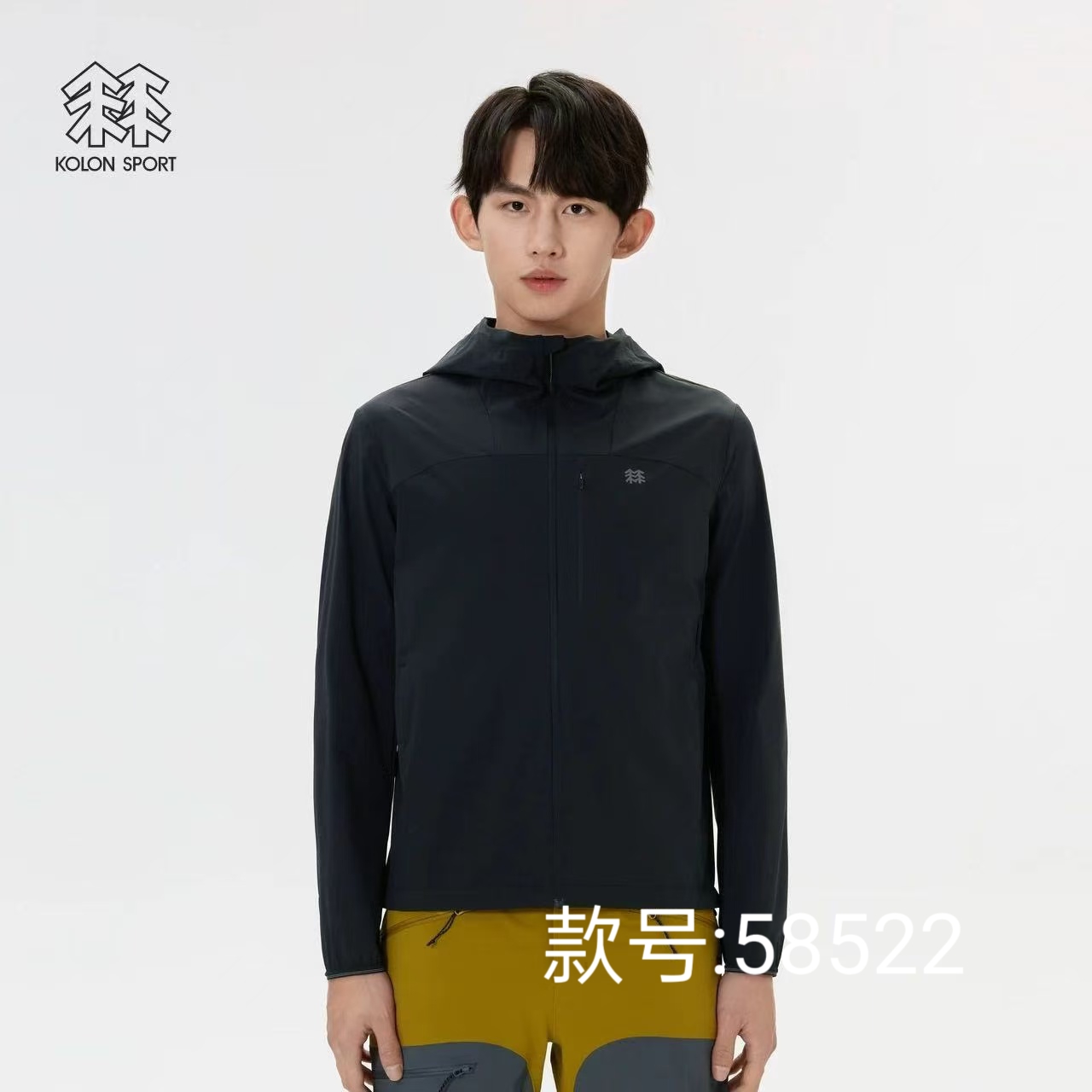 💰175包邮
KOLON SPORT/可隆夏季新款纯色连帽防晒衣外套!
款号:K'L58522
户外情侣款休闲衣防风夹克春夏轻薄徒步防晒皮肤衣外套连帽!!
夏日清凉必备!!
采用轻薄弹力面料的皮肤衣具有防风,防泼水,科技运动感十足袖口、下摆、门襟、帽檐使用弹力包边,让穿着更加舒适便利。
首先,这款防晒衣的颜值简直爆表啦!
简约而不失时尚感,无论是搭配T恤还是牛仔裤,都能轻松hold住!
而且,它的防晒效果也是一流的!
采用先进的防晒科技,能够有效阻挡紫外线的侵害, 让你在夏日里也能保持白皙的肌肤哦!!
当然啦,透气性也是非常重要的。
这款晒衣采用轻薄的面料,穿起来轻盈舒适,完全不会感到闷热。
即使出汗,也能迅速排湿,保持干爽!
最后,我要说的是,这款防晒衣真的超级百搭!无论是去海边度假,还是去爬山徒步, 它都是你的最佳拍档!
好啦,是不是已经心动了呢? 快来入手一件吧,让你的夏日更加清凉时尚!!
颜色:黑色 浅灰
尺码:M–3XL
肩宽 胸围 衣长 袖长
M 48 112 67 61
L 50 116 69 63
XL 52 120 71 65
2XL 54 124 73 67
3XL 56 128 75 69
M推荐100~120斤
L推荐120~140斤
XL推荐140~160斤
2XL推荐160~180斤
3XL推荐180~200斤