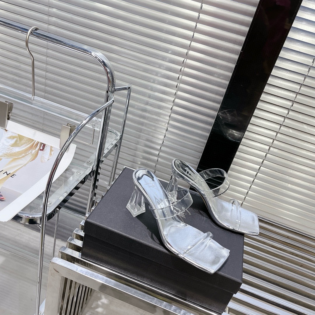 Unknown Giuseppe Zanotti 春夏新款水晶高跟拖鞋