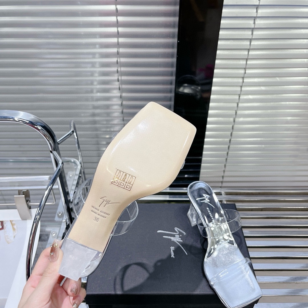 Unknown Giuseppe Zanotti 春夏新款水晶高跟拖鞋